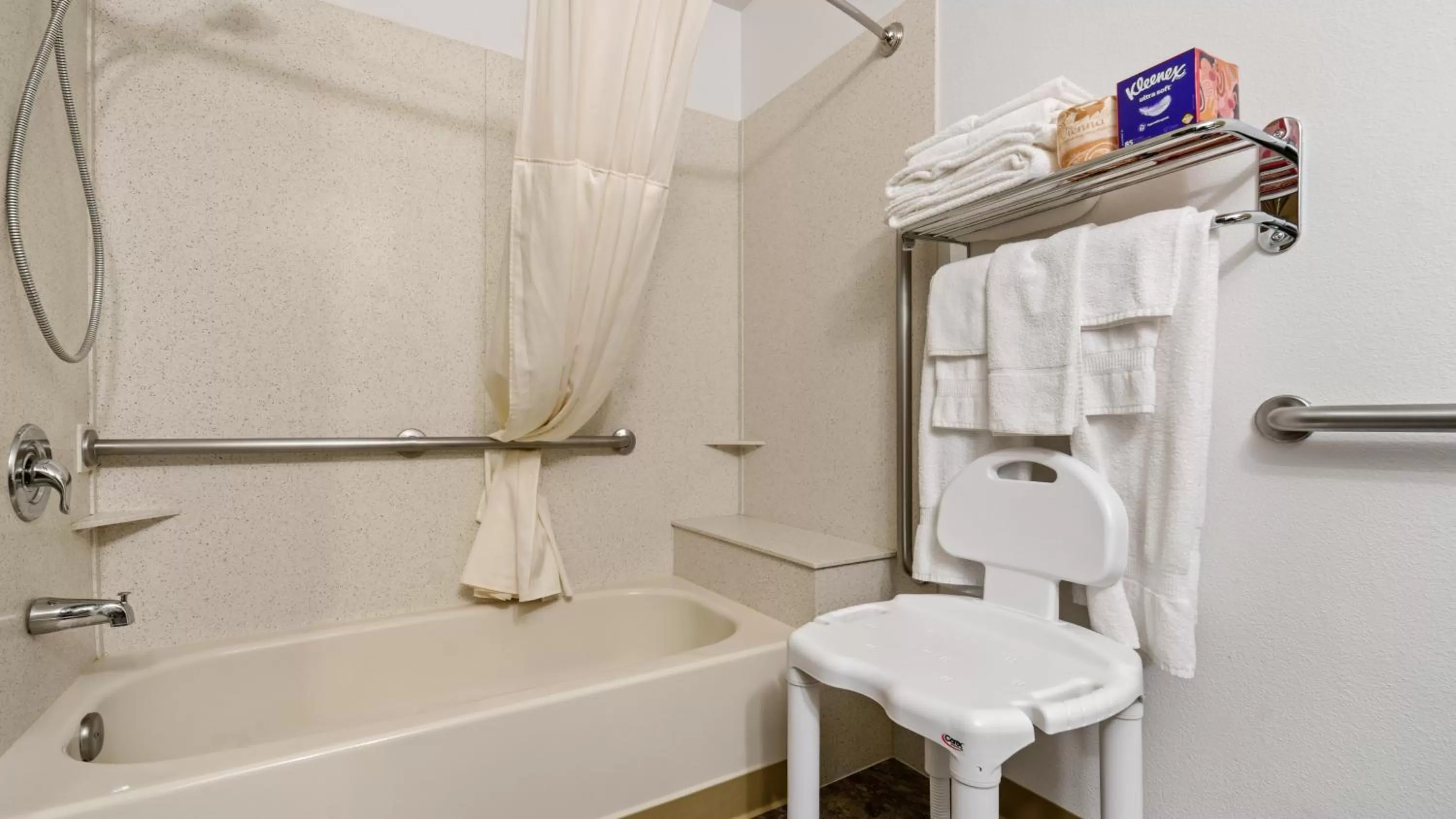 Facility for disabled guests in Clarion Hotel & Suites Fairbanks near Ft Wainwright