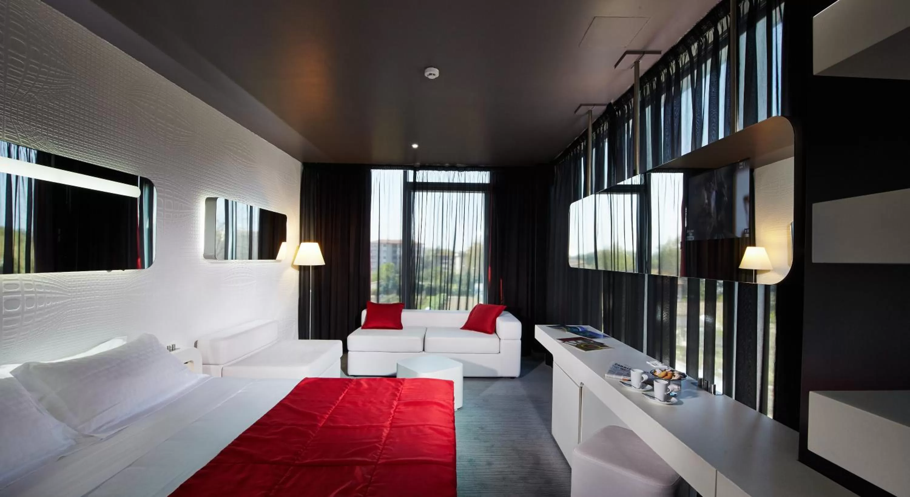 Bed in San Ranieri Hotel