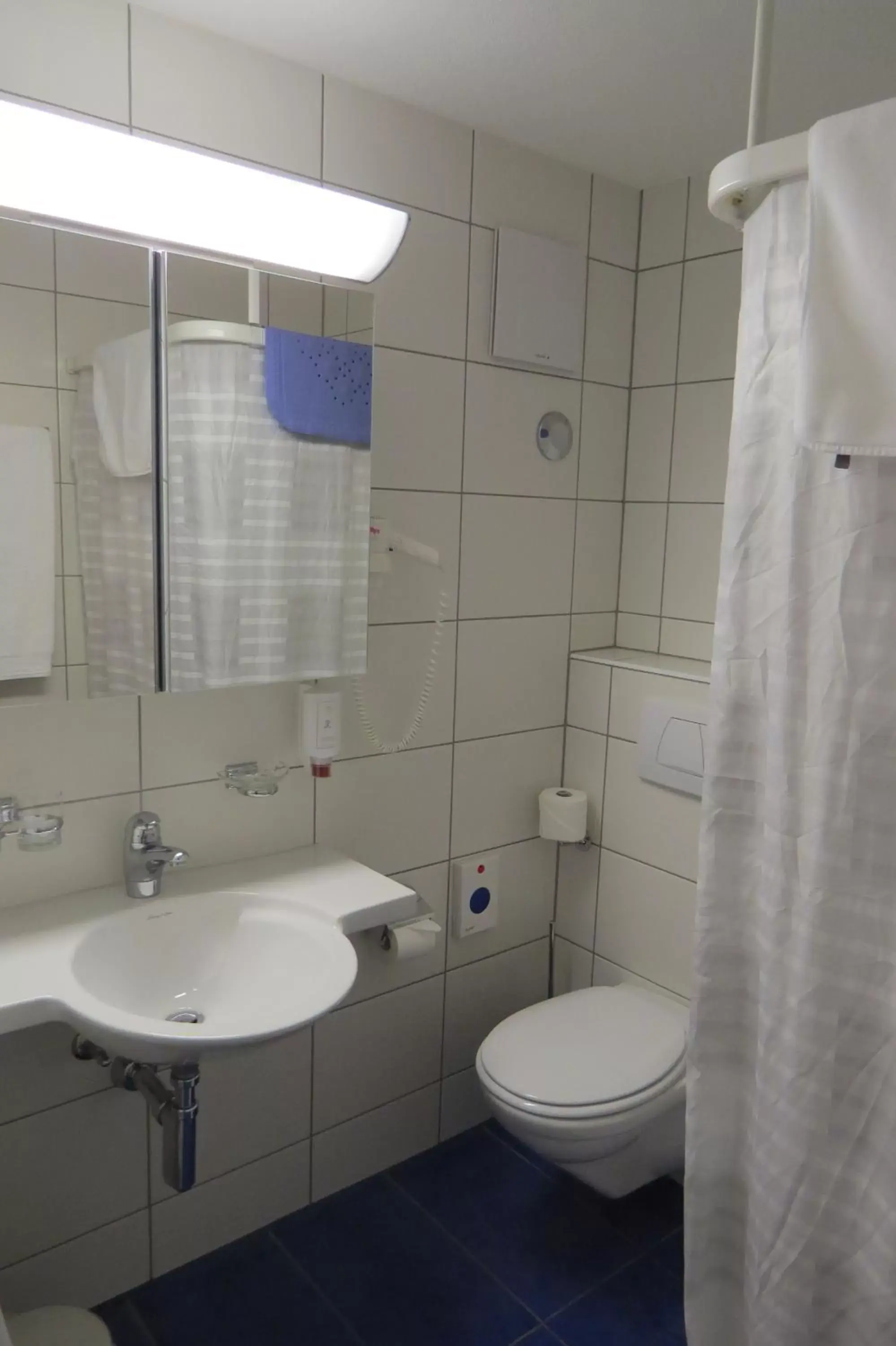 Bathroom in Hotel Restaurant Sternen