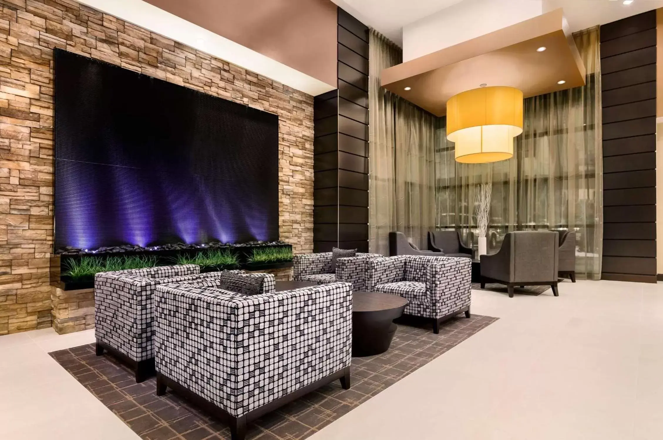 Lobby or reception in Embassy Suites by Hilton Salt Lake West Valley City