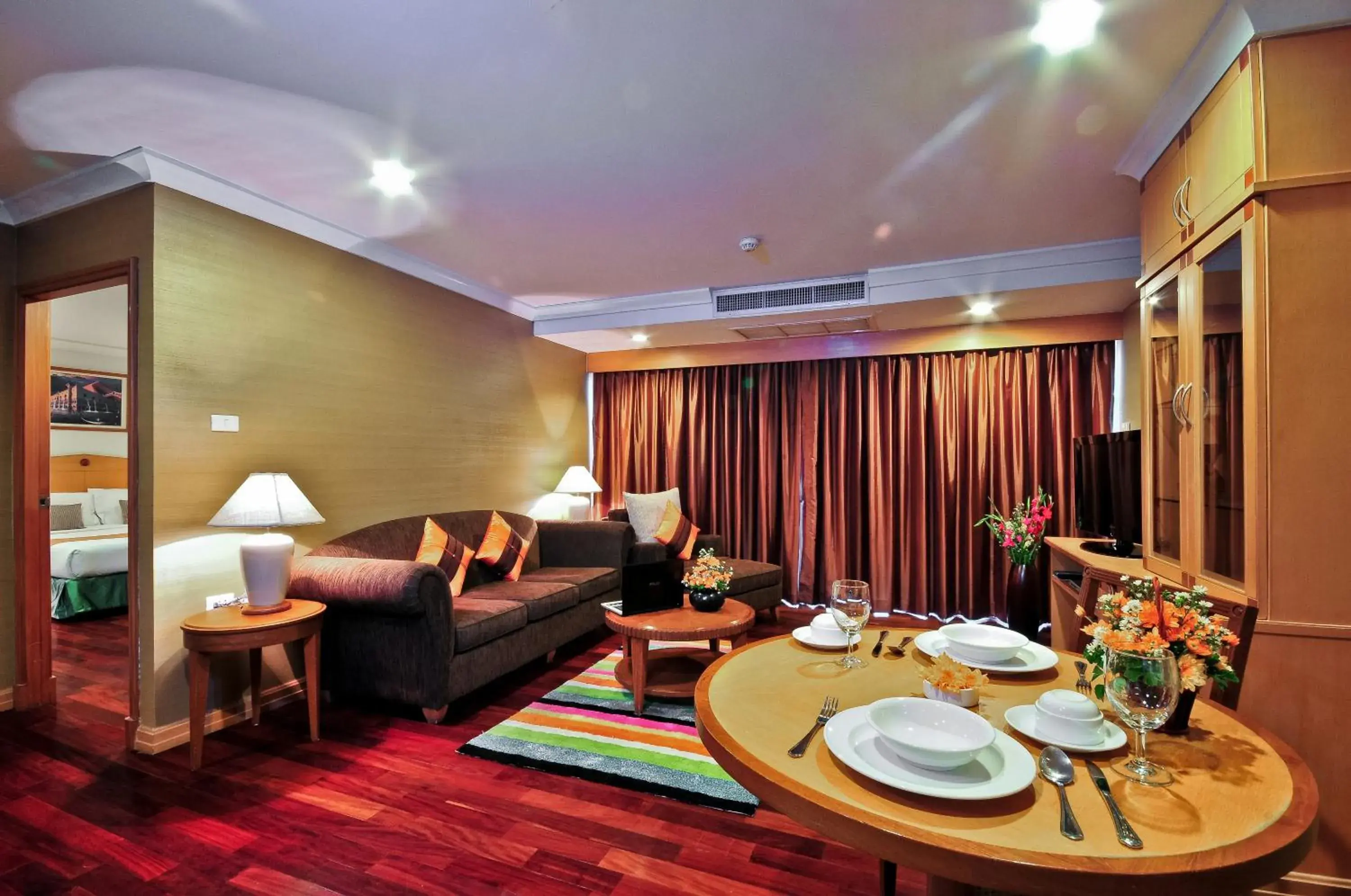 Living room in Admiral Suites Bangkok