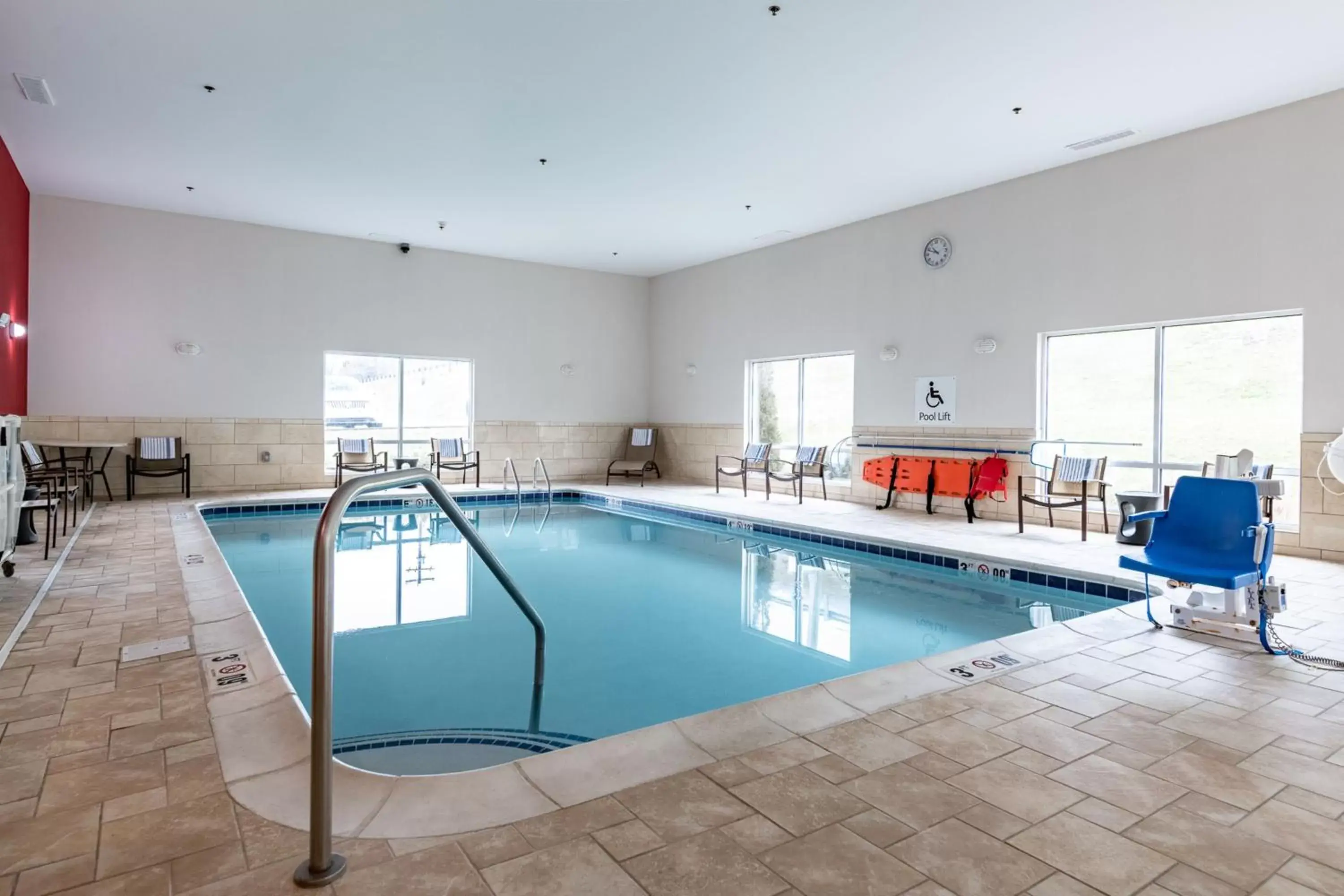 Swimming Pool in Holiday Inn Express & Suites New Martinsville, an IHG Hotel