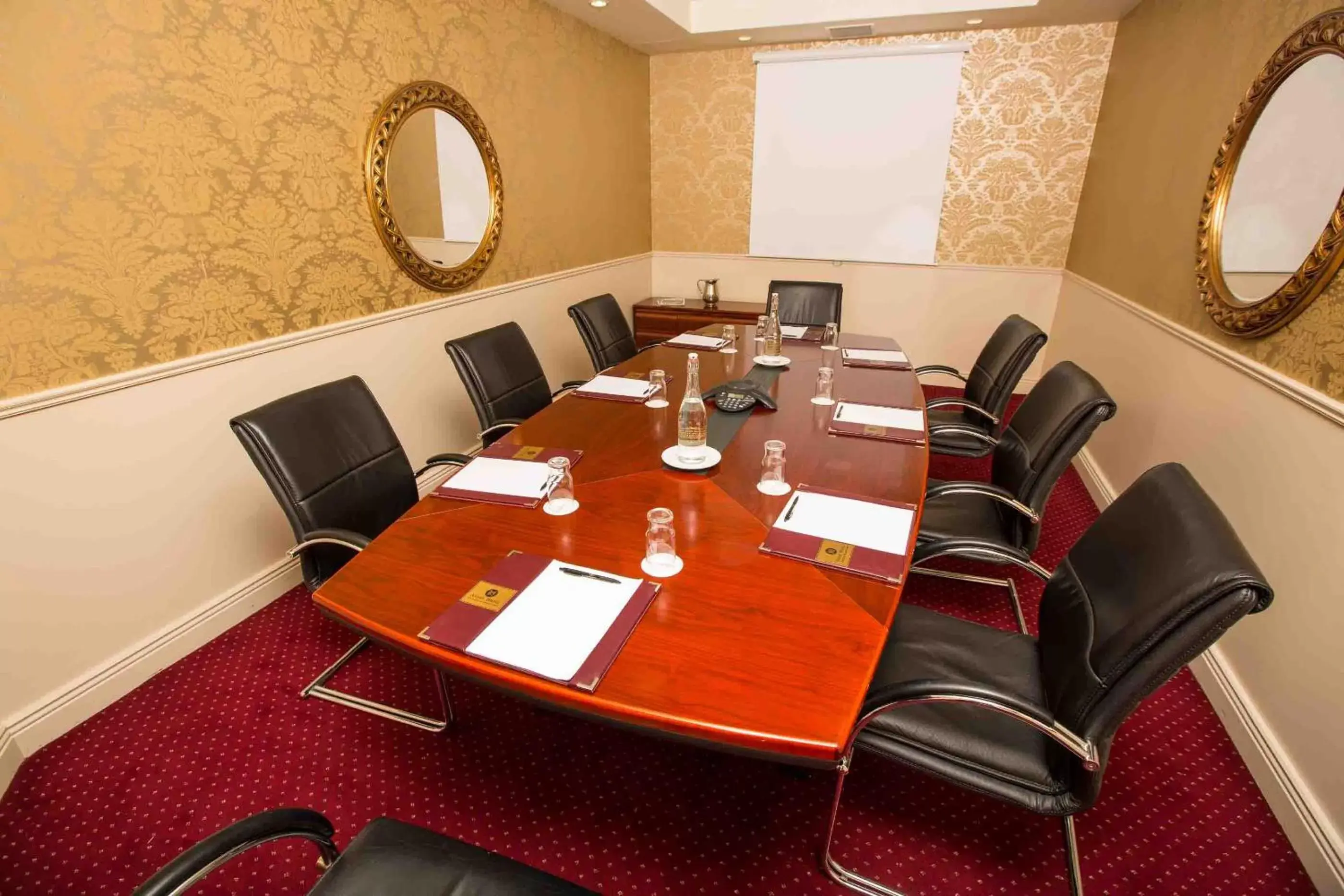 Meeting/conference room in Anner Hotel
