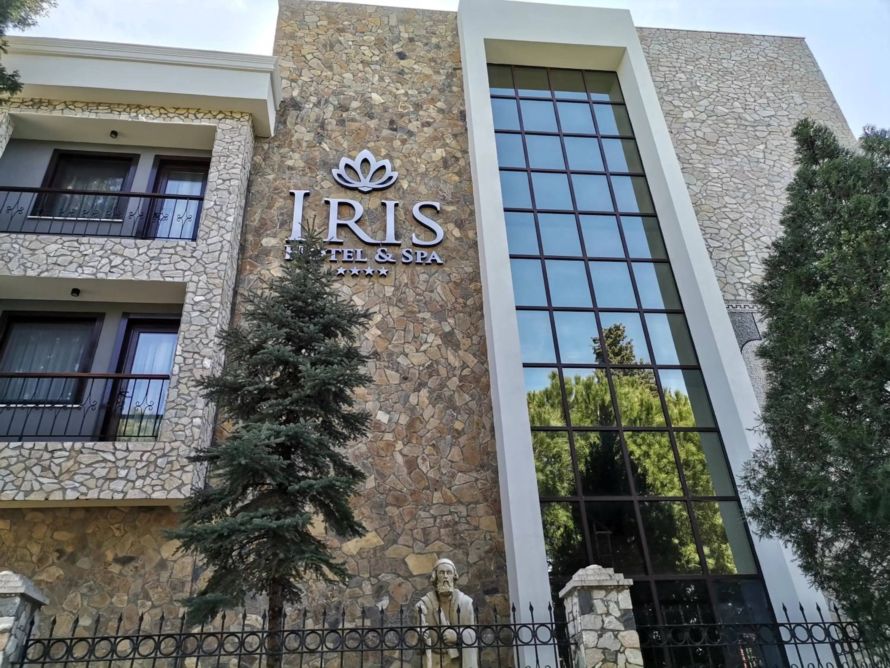 Property building in Iris Hotel & Spa Property building in Iris Hotel & Spa