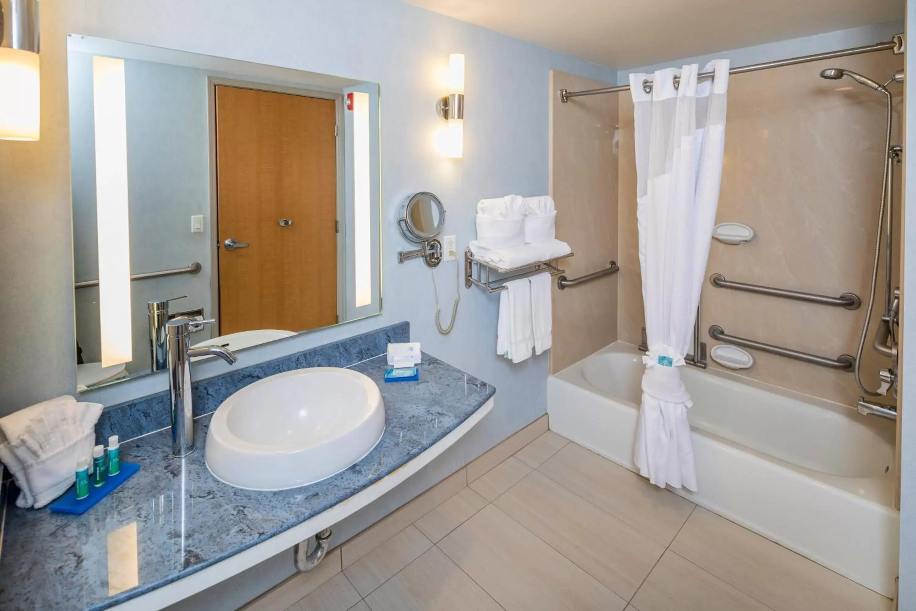 Bathroom in Holiday Inn Express Hotel & Suites Modesto-Salida, an IHG Hotel
