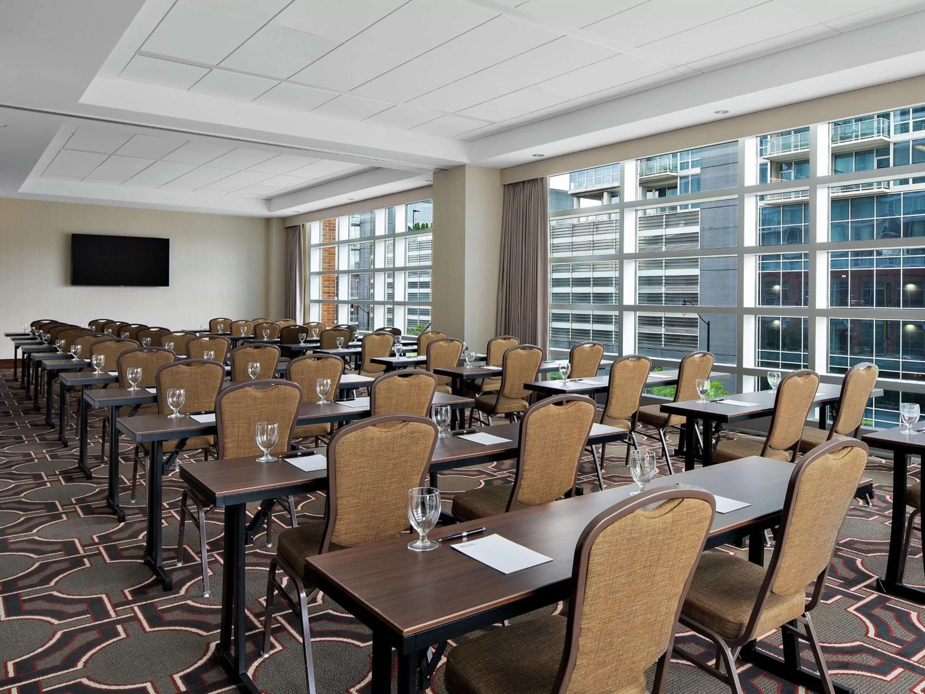 Meeting/conference room in Home2 Suites By Hilton Chicago McCormick Place