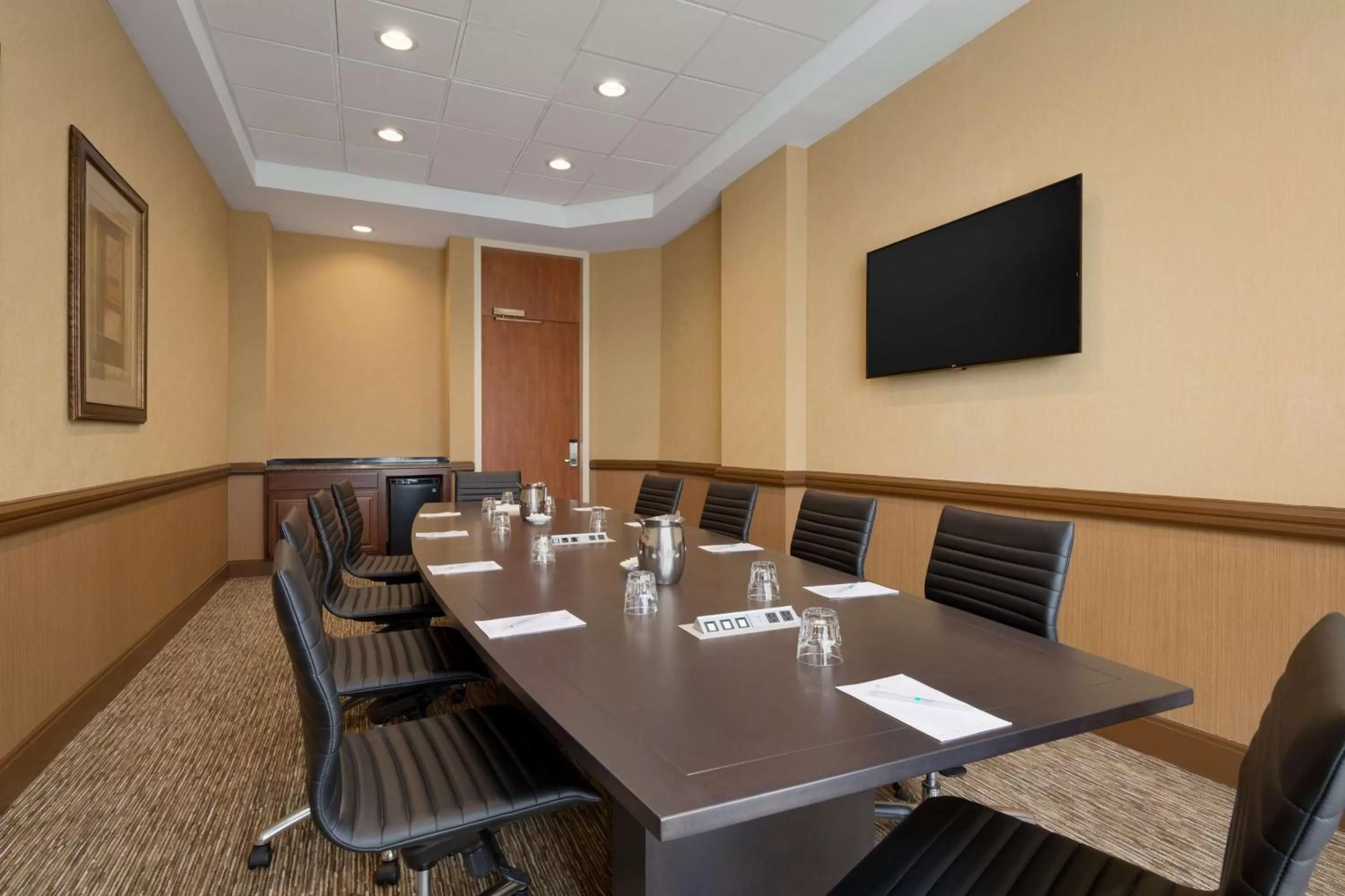 Meeting/conference room in Embassy Suites by Hilton Baltimore at BWI Airport