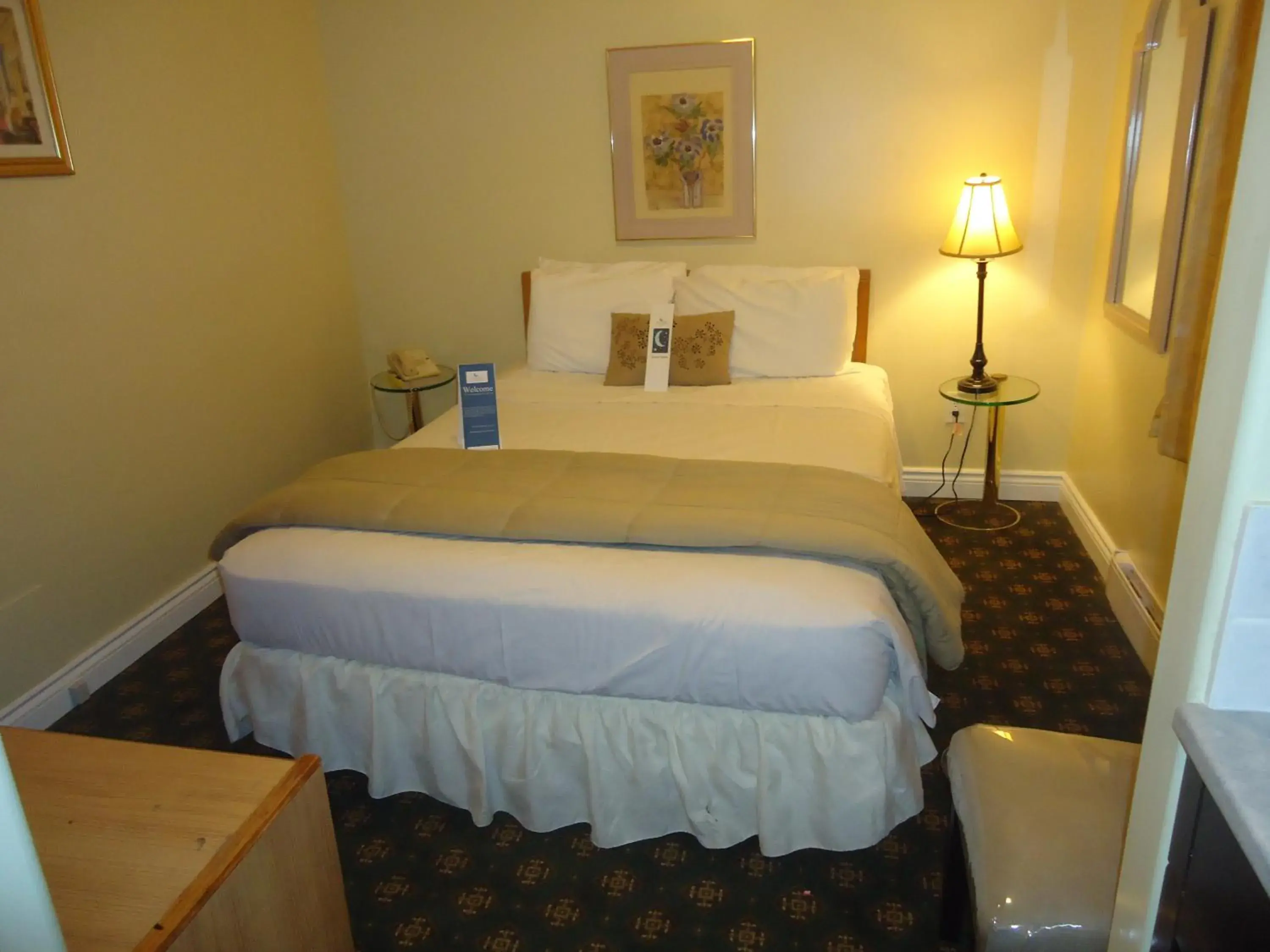 Bedroom, Bed in Bayside Inn & Waterfront Suites