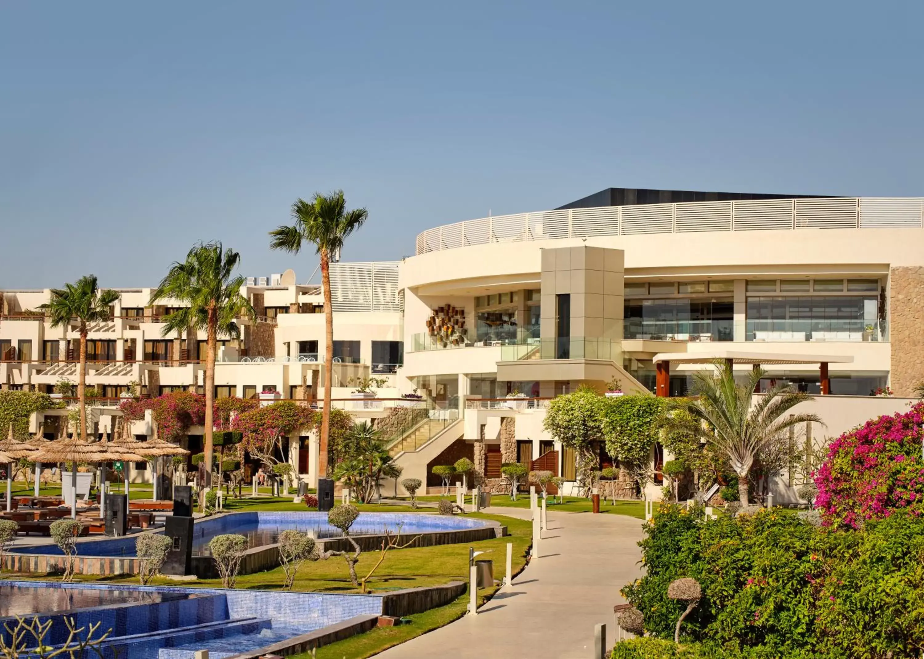 Property building in Coral Sea Imperial "Coral Sea Sensatori" Property building in Coral Sea Imperial "Coral Sea Sensatori"