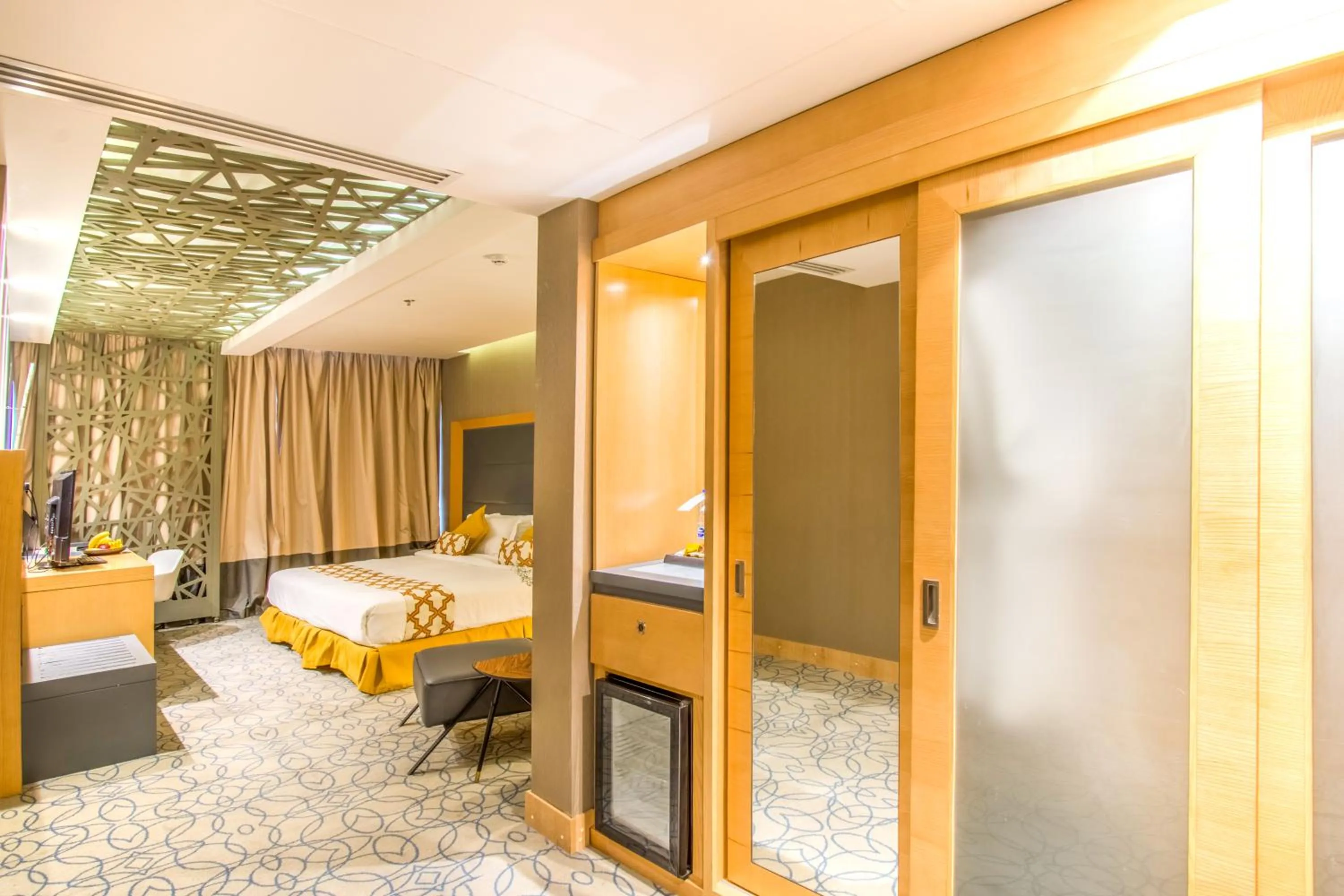 Shower in Grand Plaza Hotel - Gulf Riyadh