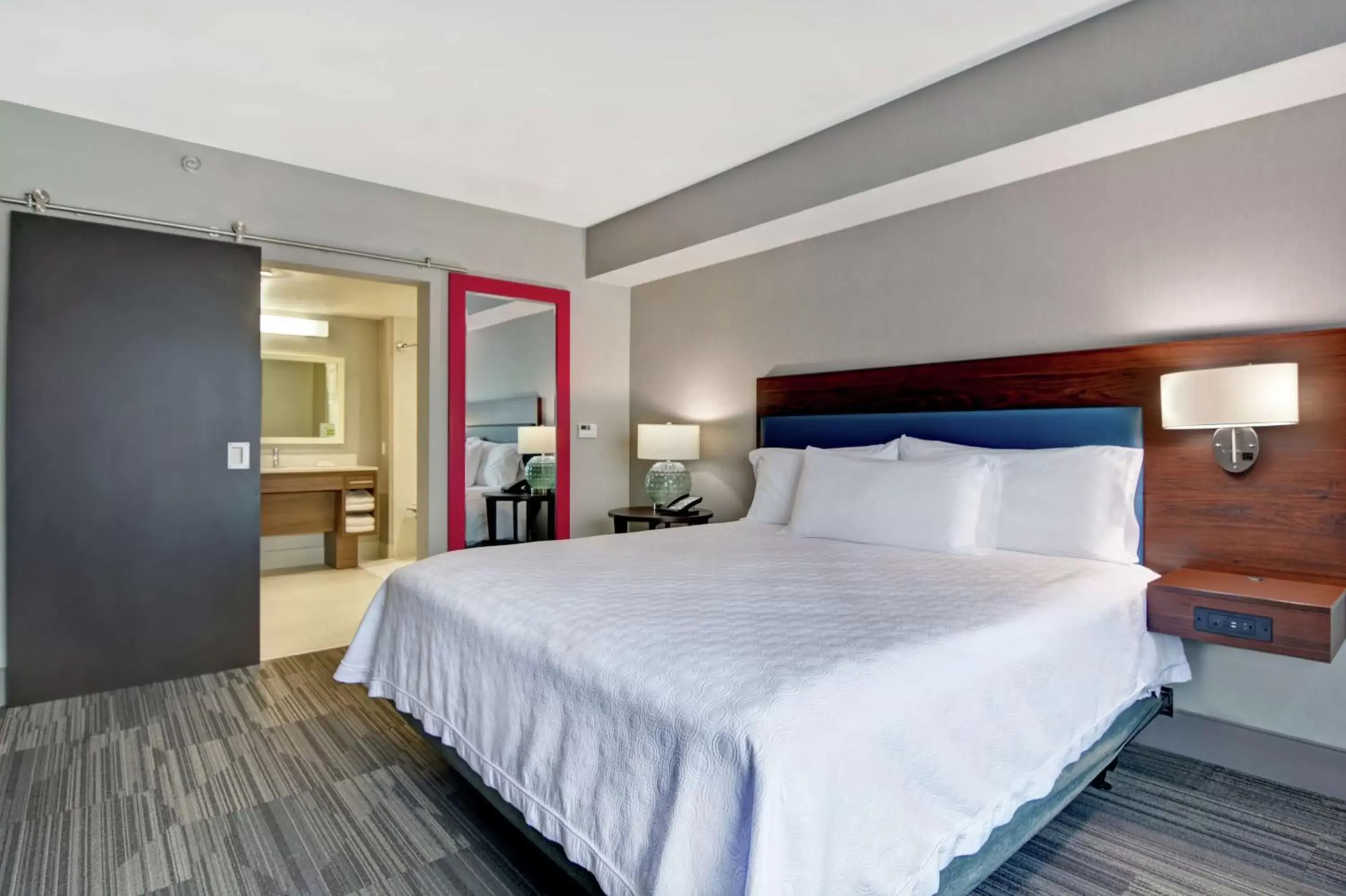 Bed in Home2 Suites By Hilton Springdale
