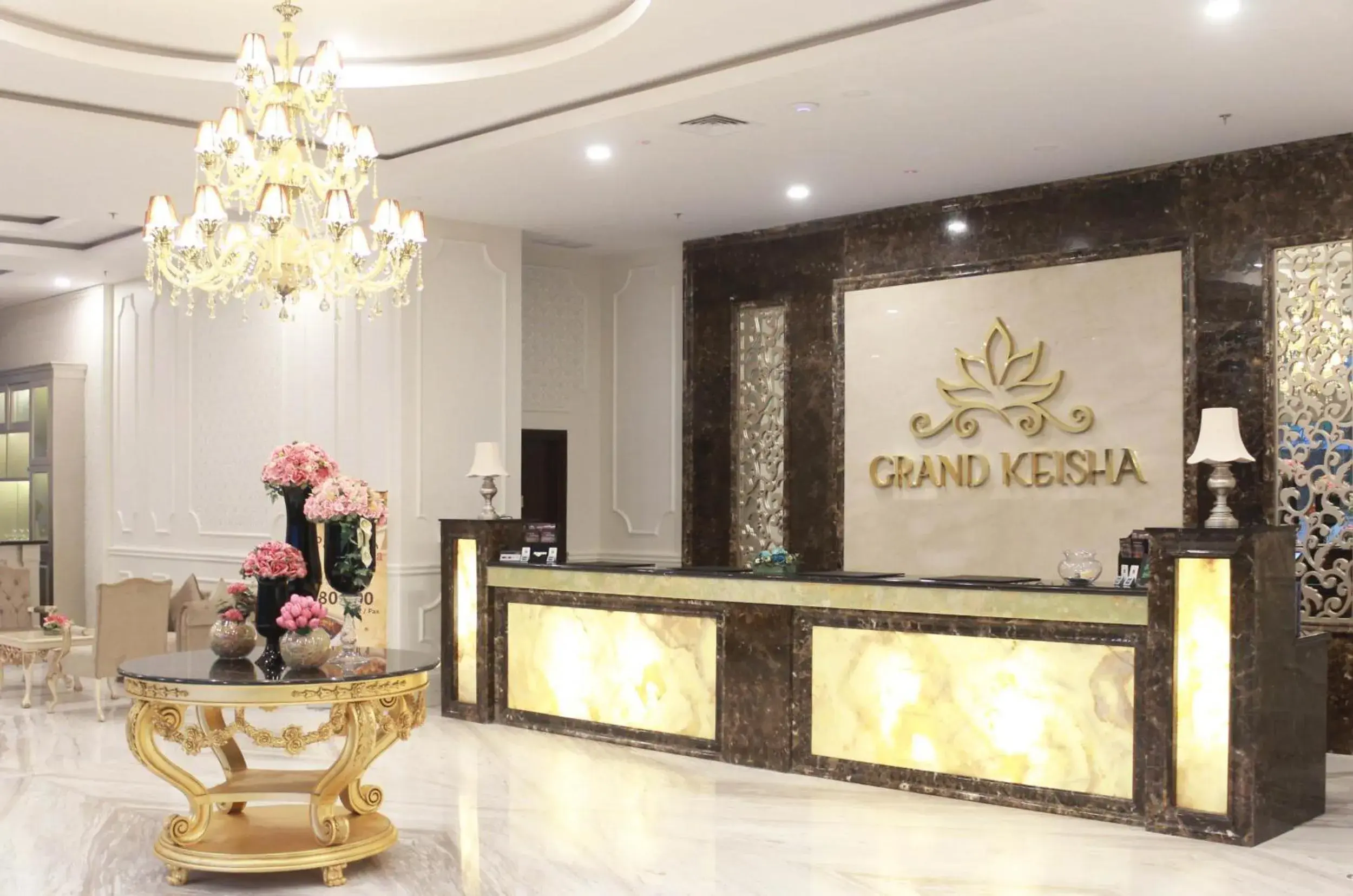 Lobby or reception in Grand Keisha Yogyakarta