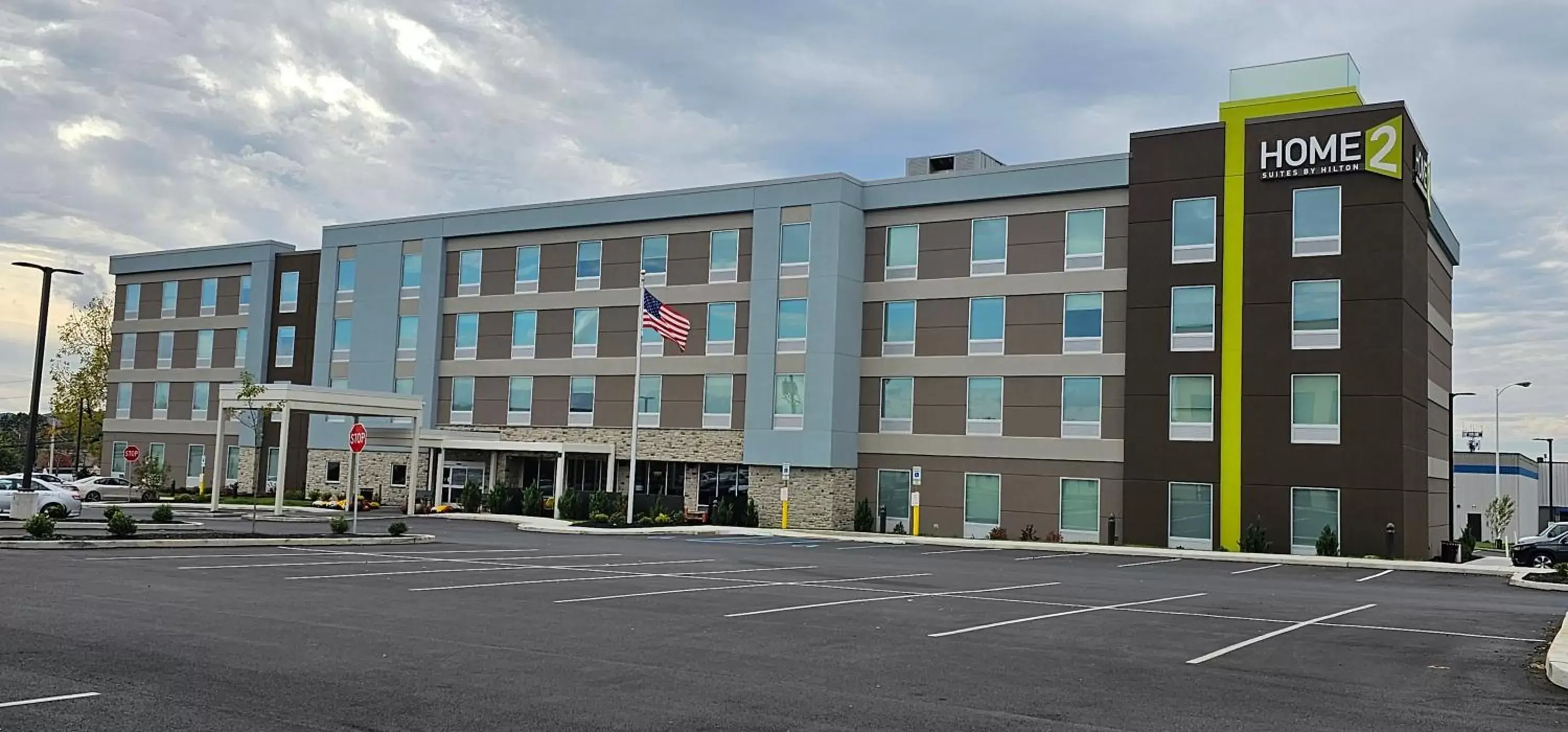 Property Building in Home2 Suites By Hilton Allentown Bethlehem Airport