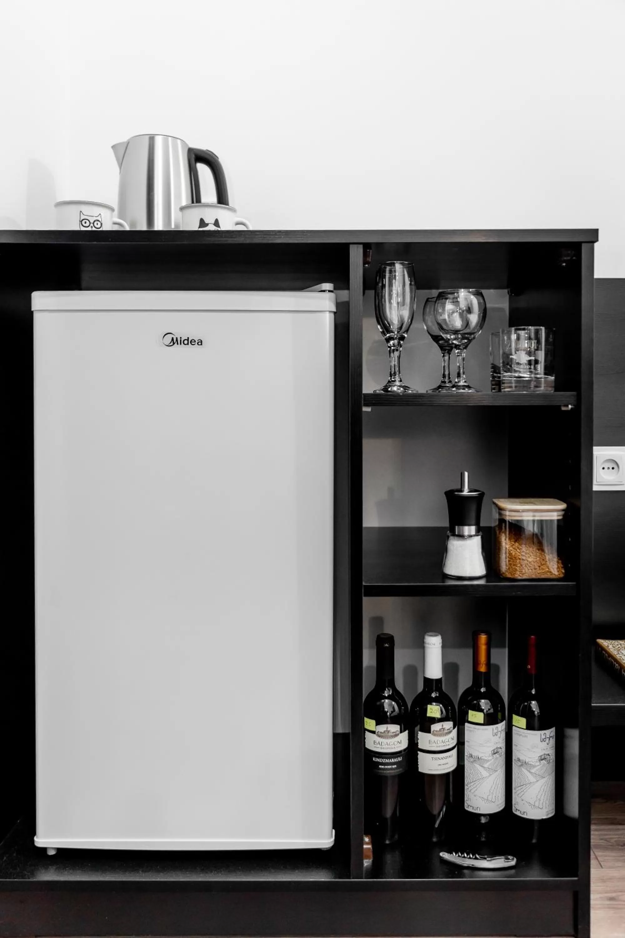 Coffee/tea facilities in VovaDoma