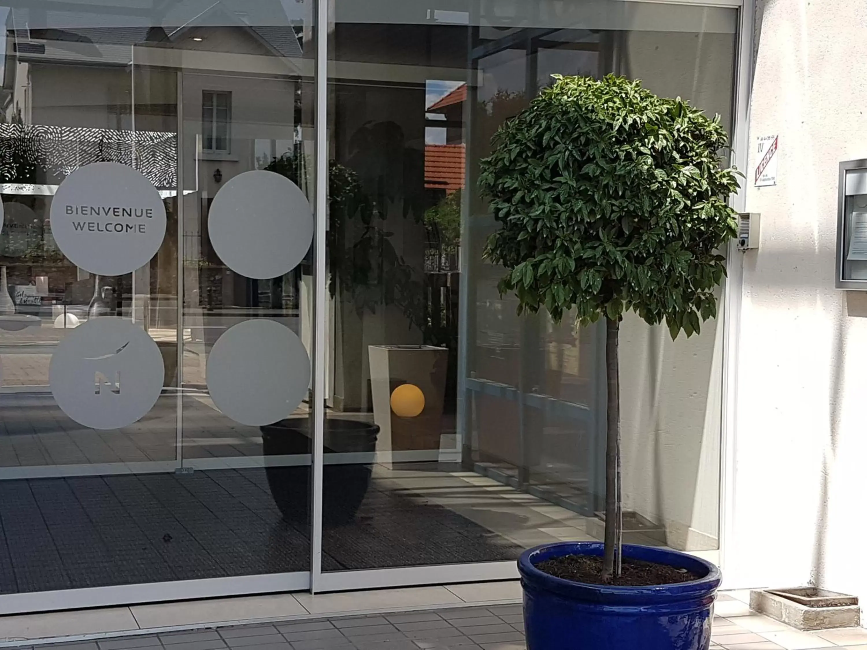 Facade/entrance in Novotel Blois Centre Val De Loire