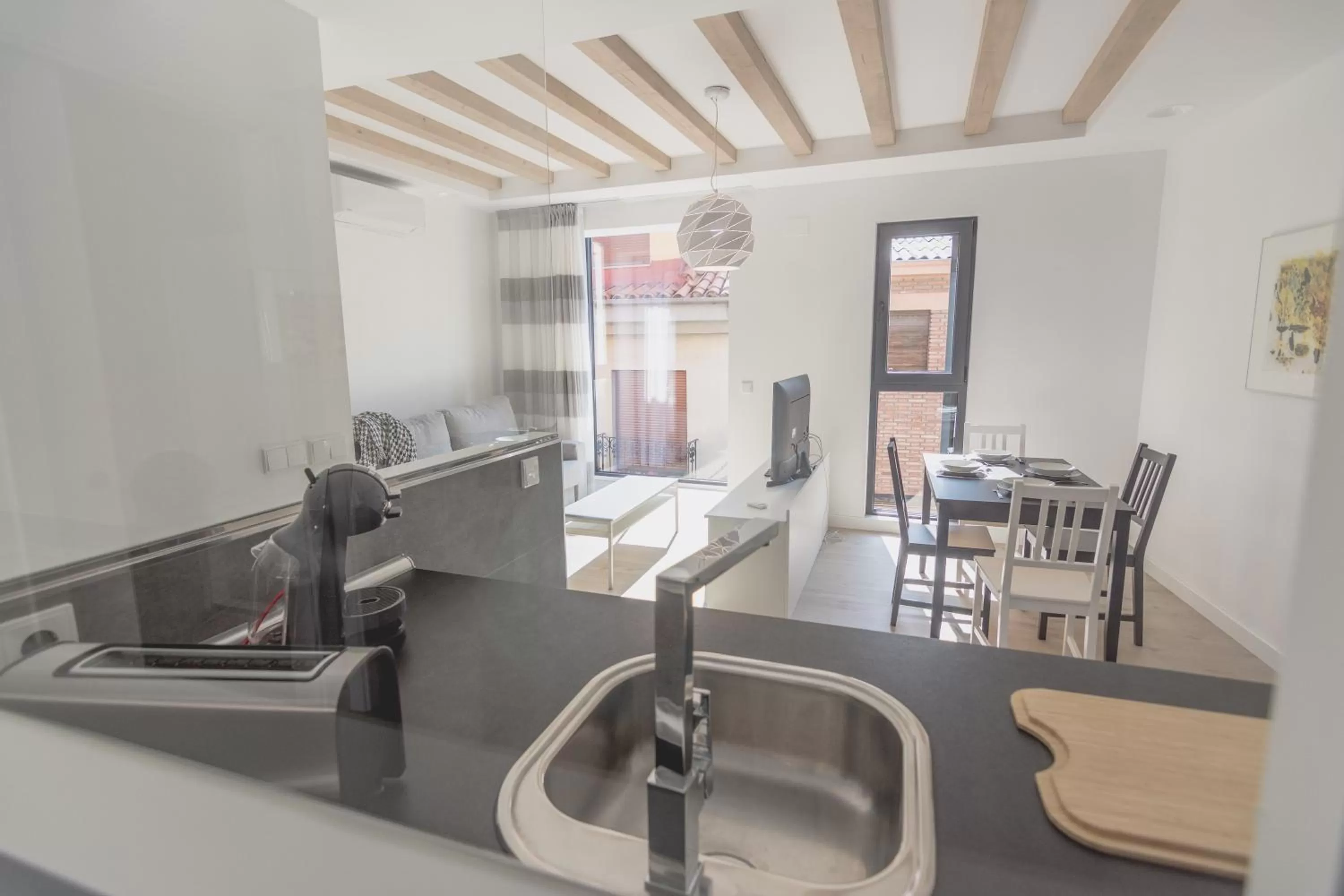 TV and multimedia in Slow León Apartamentos Turísticos