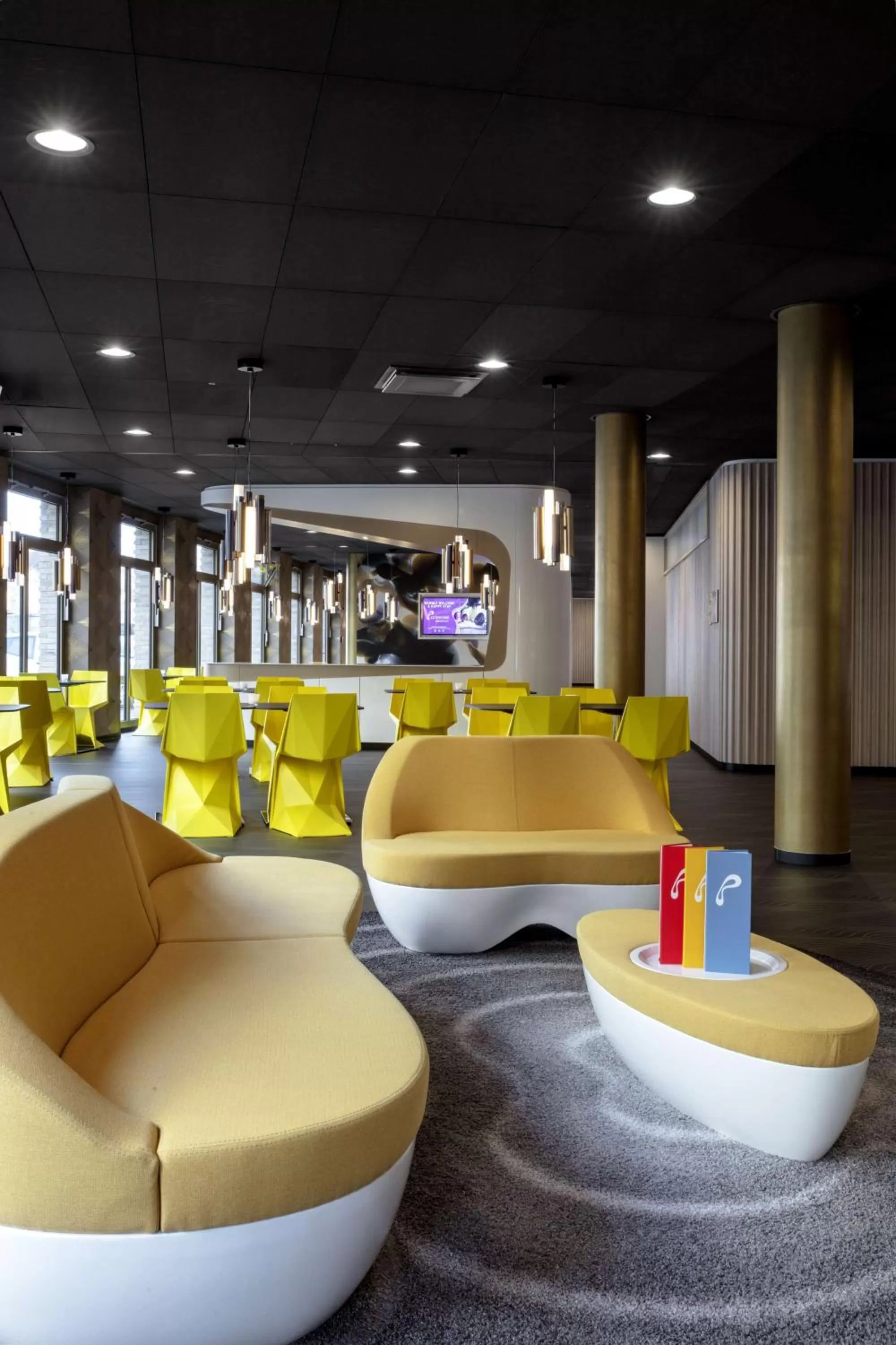 Lounge or bar in Prize by Radisson, Erfurt City