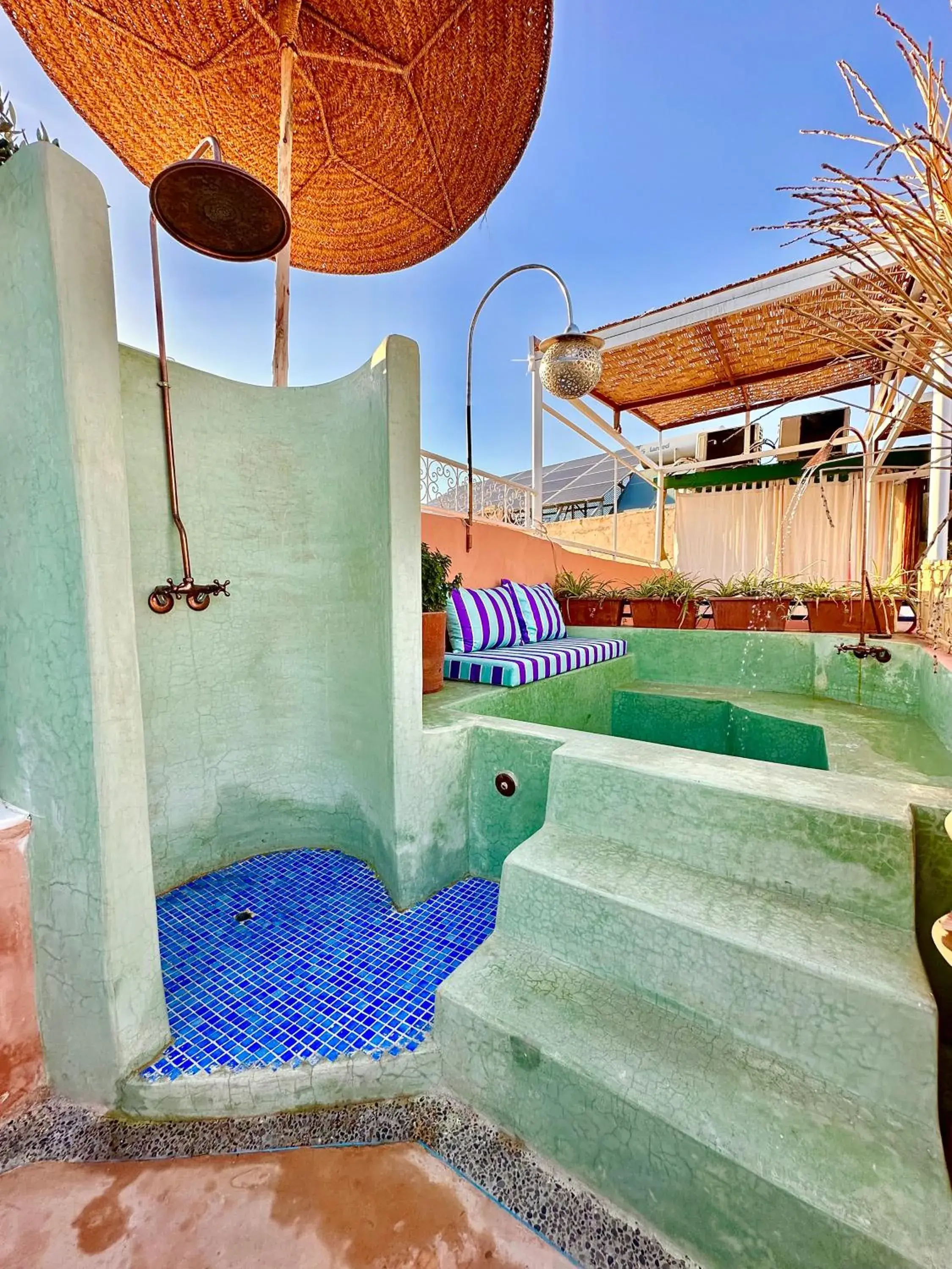Balcony/Terrace, Swimming Pool in Riad 11 Zitoune