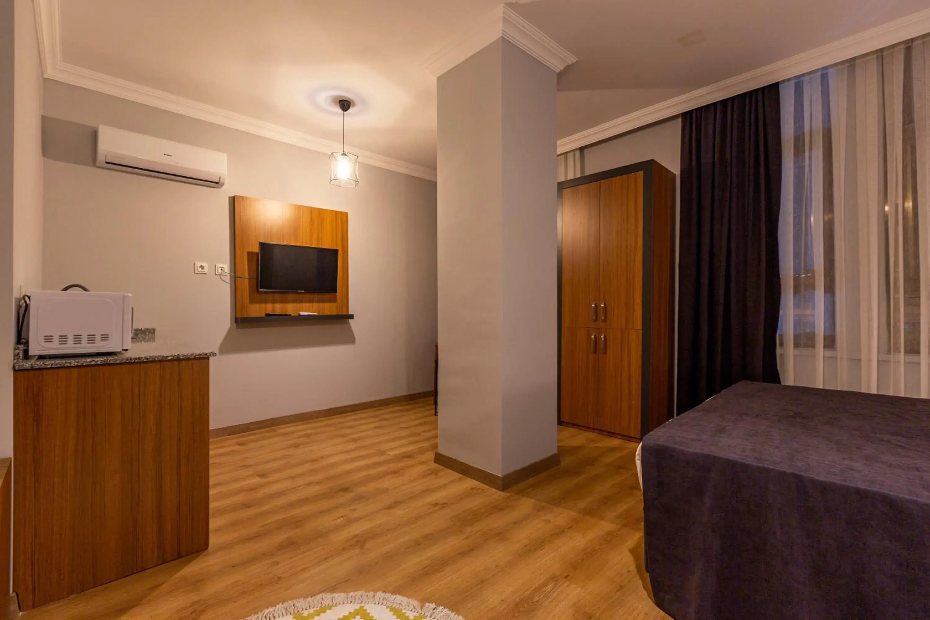 Photo of the whole room, Bed in Antalya Business Hotel Photo of the whole room, Bed in Antalya Business Hotel