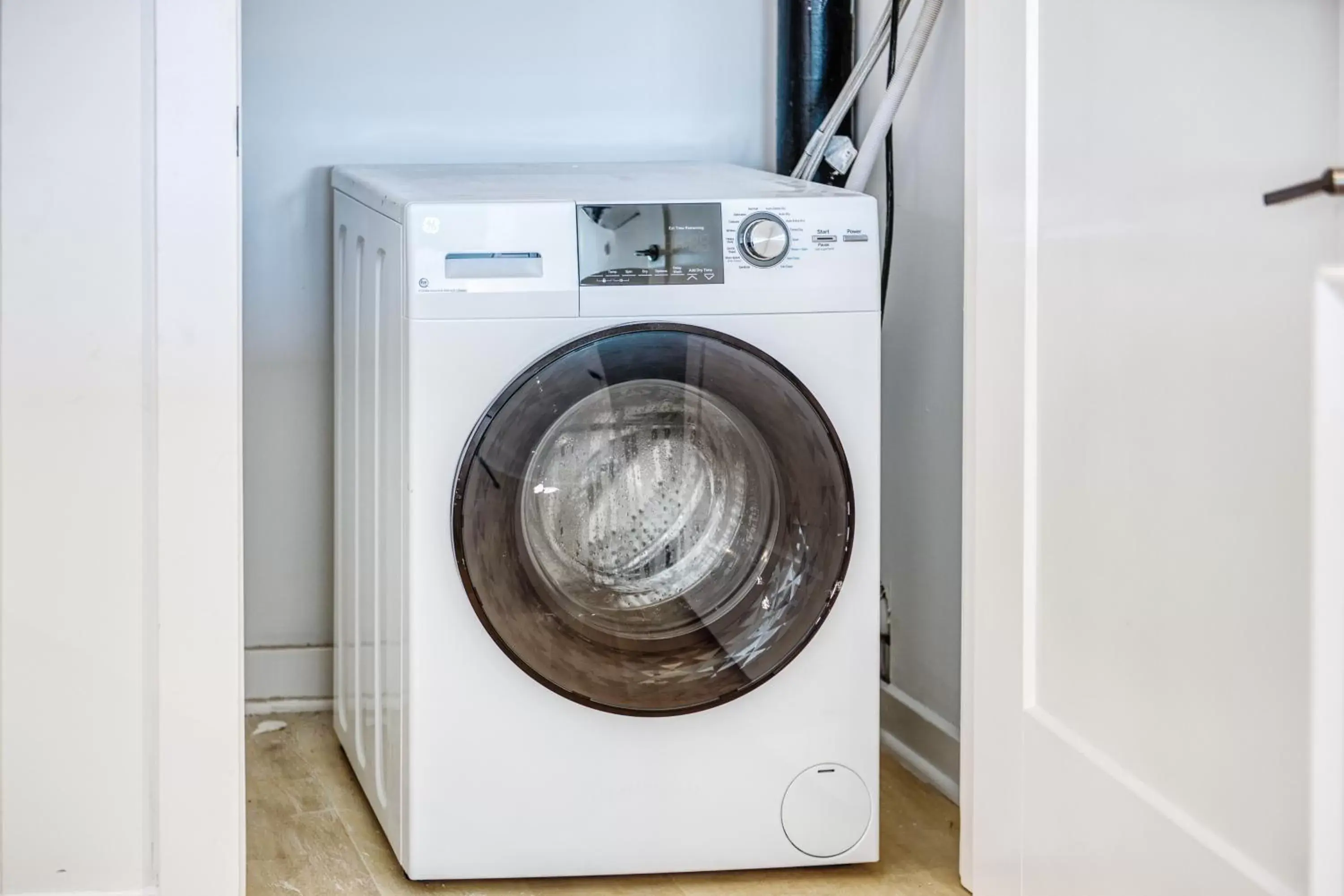 washing machine, Bathroom in Sosuite at West Lofts - West Philadelphia