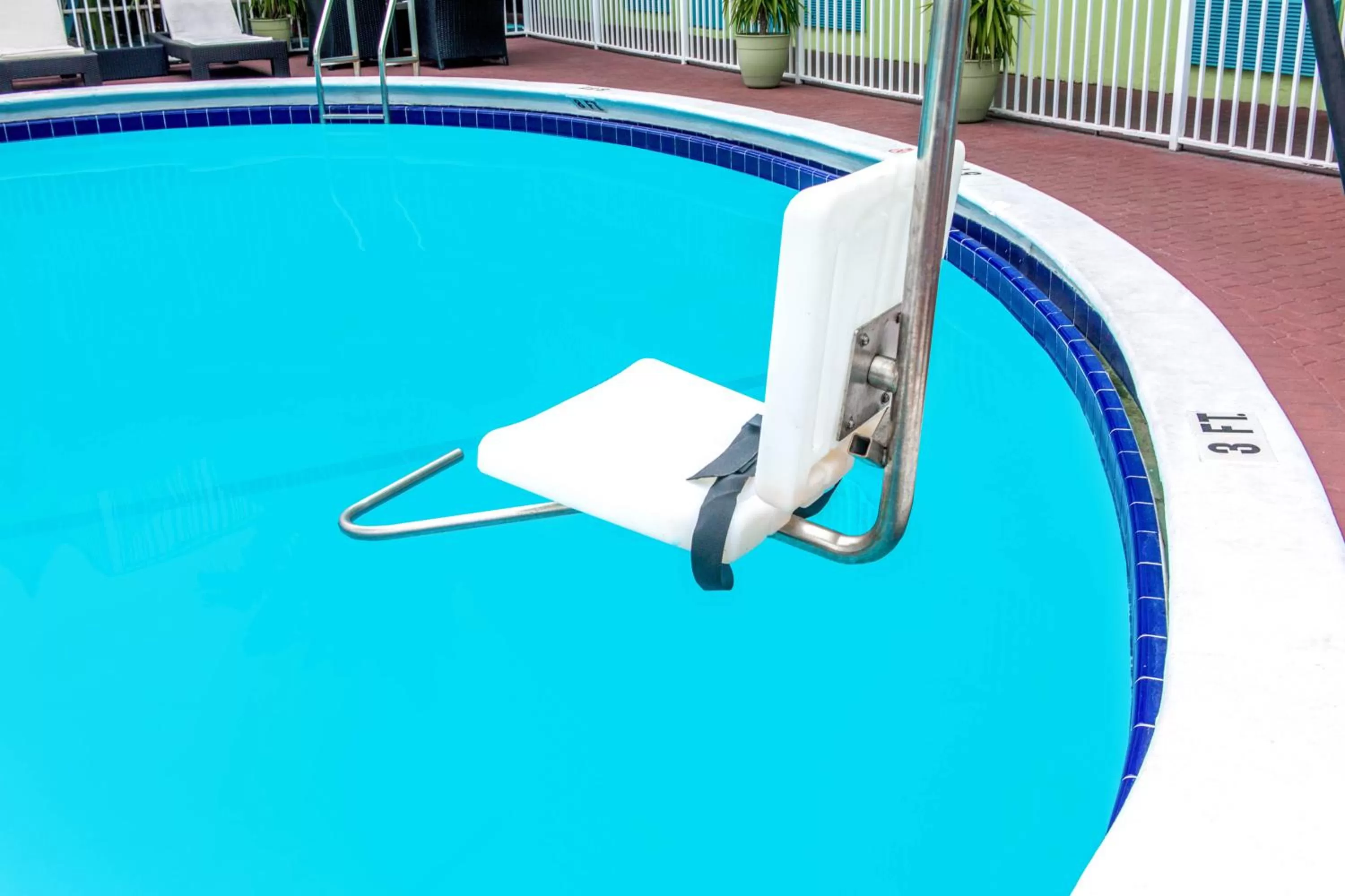 Swimming pool in Ocean Reef Hotel
