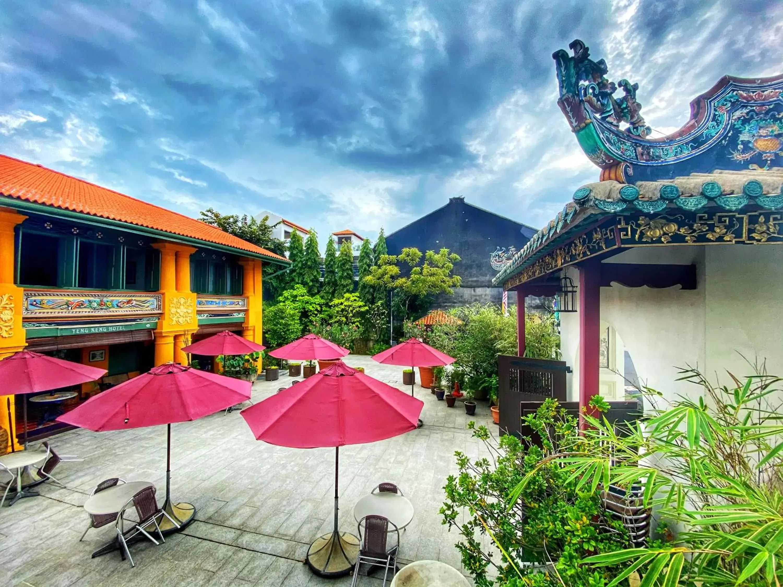 Quiet street view, Property Building in Yeng Keng Hotel