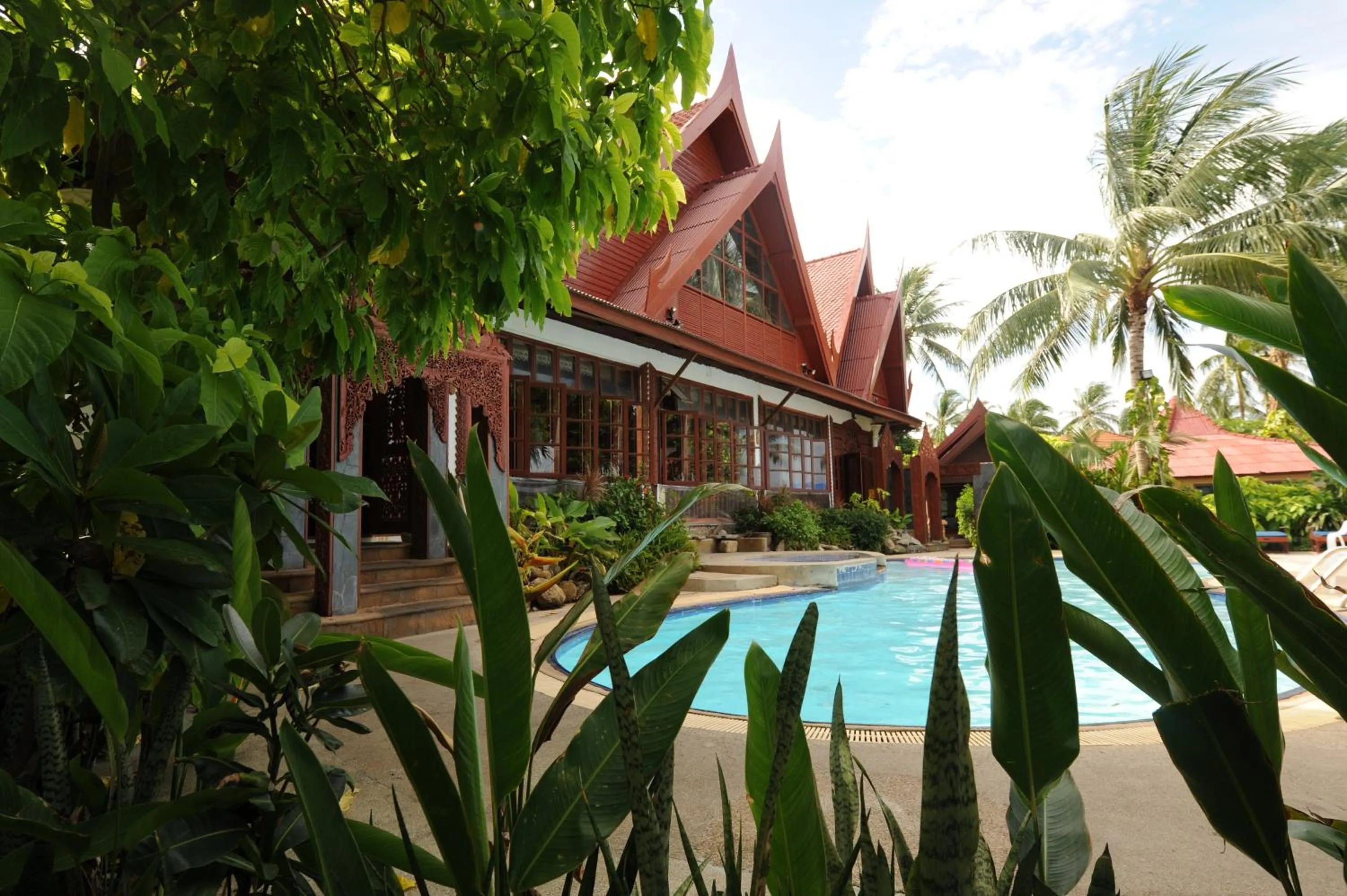 Swimming Pool in Chaweng Resort