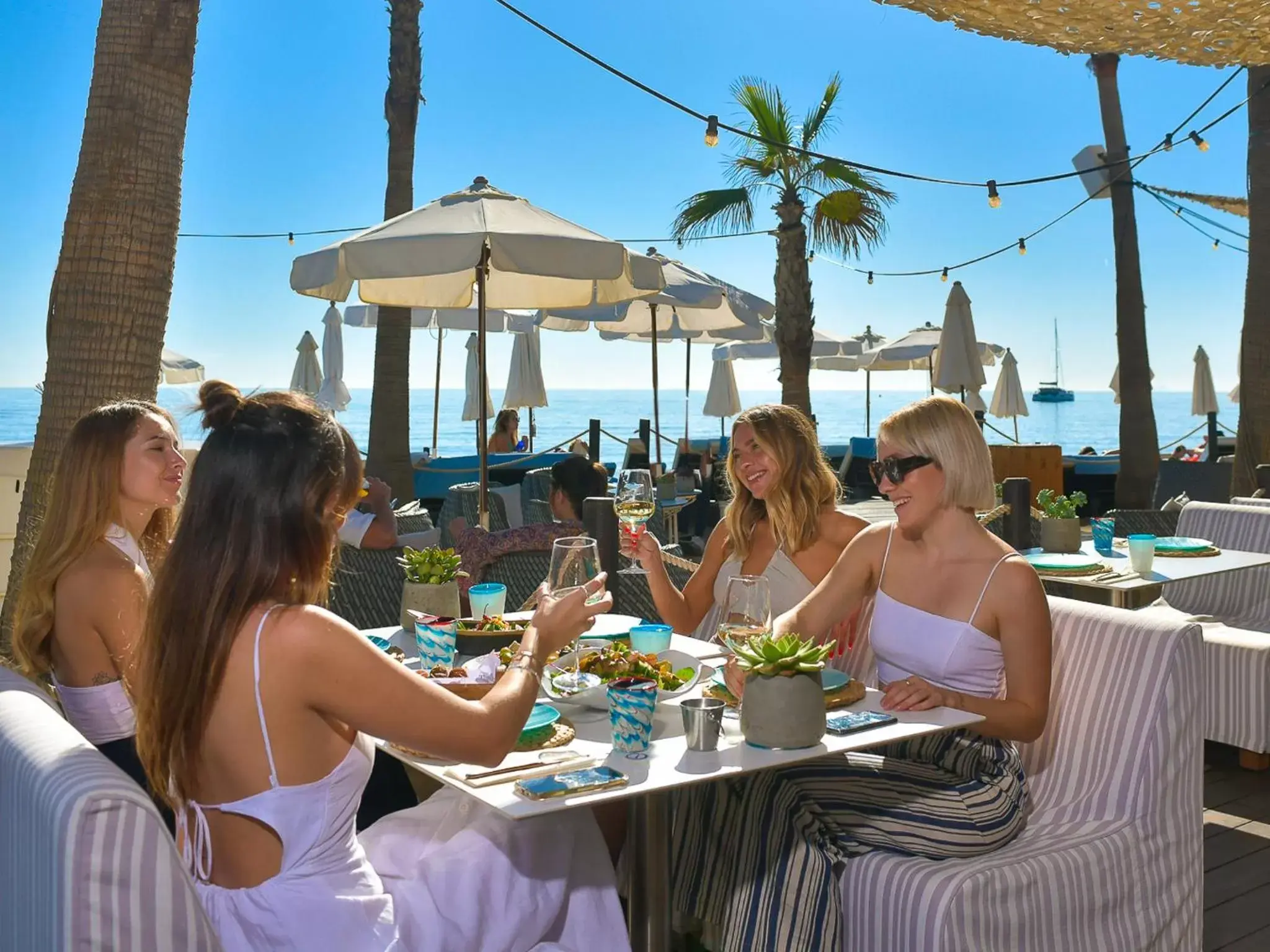 Restaurant/Places to Eat in Amàre Beach Hotel Marbella - Adults Only Recommended
