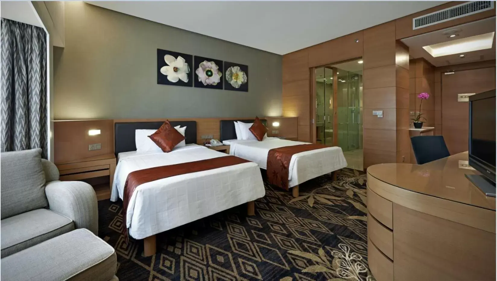 Bed in The Gardens – A St Giles Signature Hotel & Residences, Kuala Lumpur