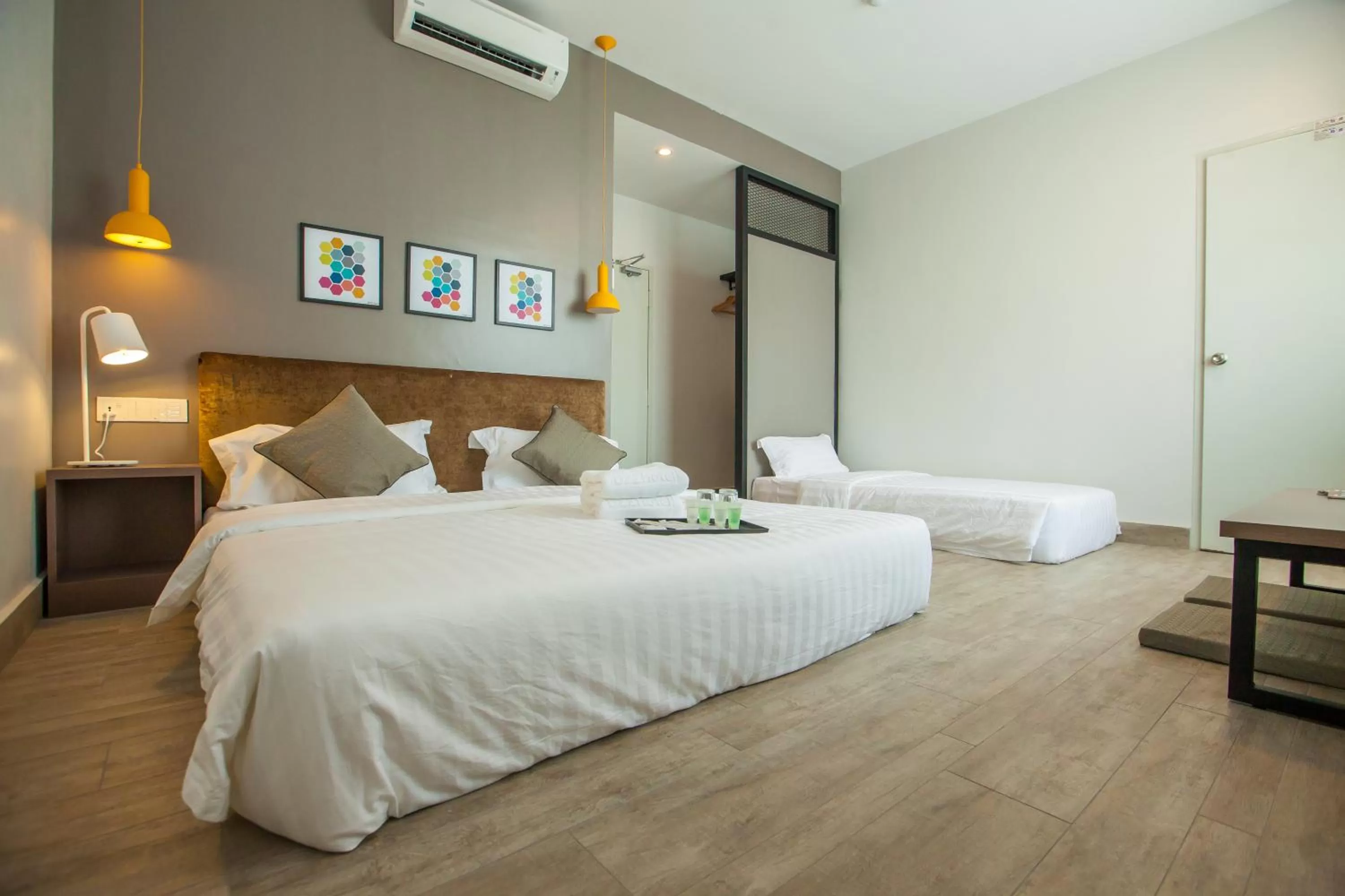 Family, Bed in Bzz Hotel Skudai