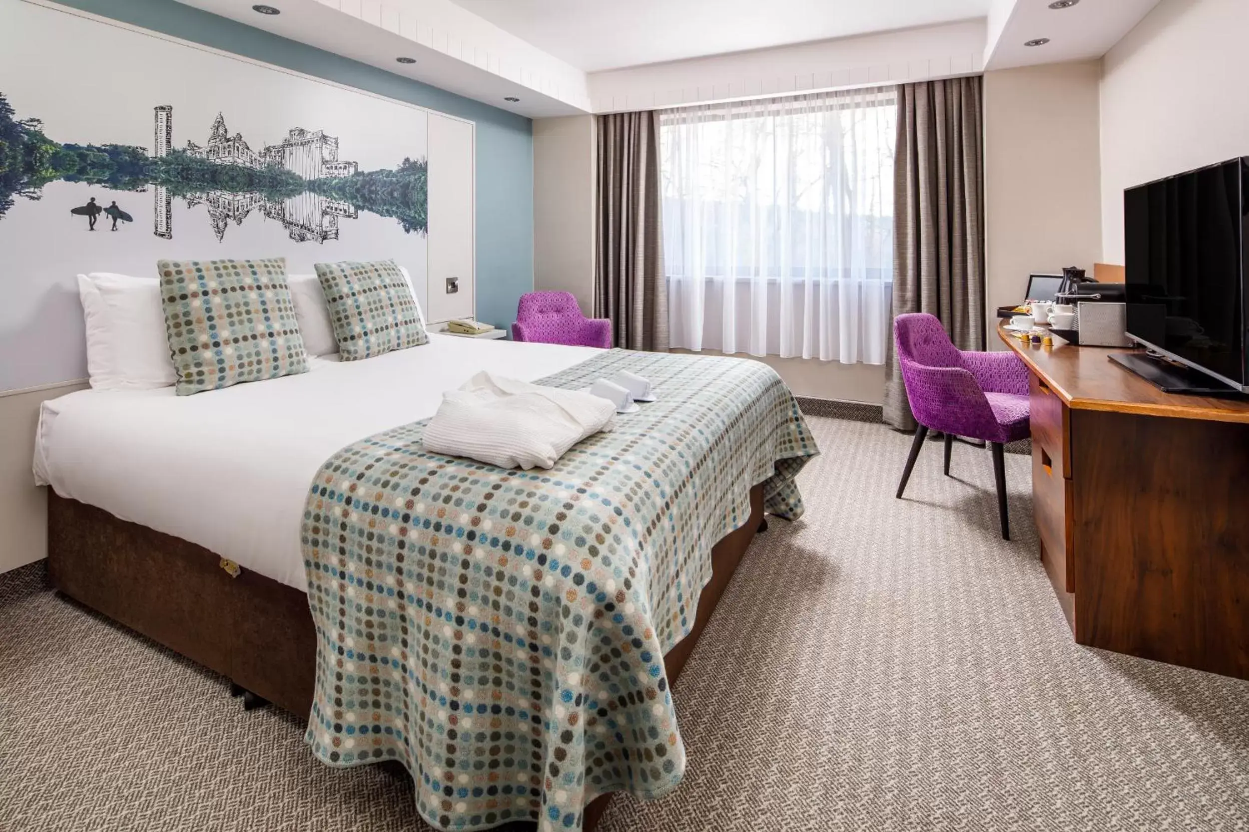 Privilege Double Room in Mercure Swansea Hotel Privilege Double Room in Mercure Swansea Hotel