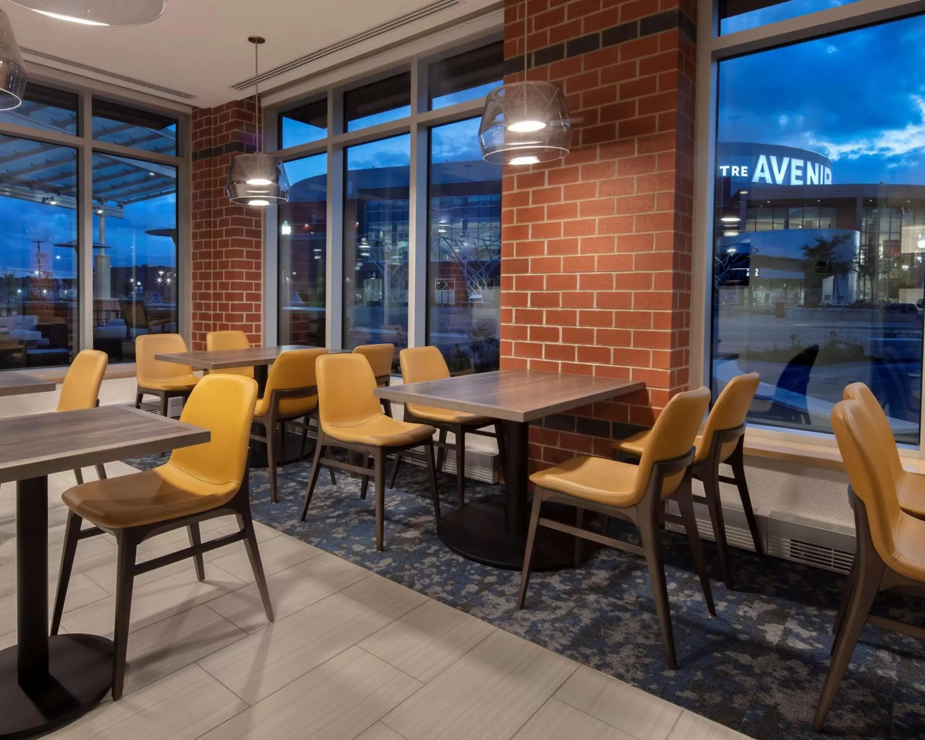 Lobby or reception, Lounge/Bar in Hyatt Place Moncton-Downtown