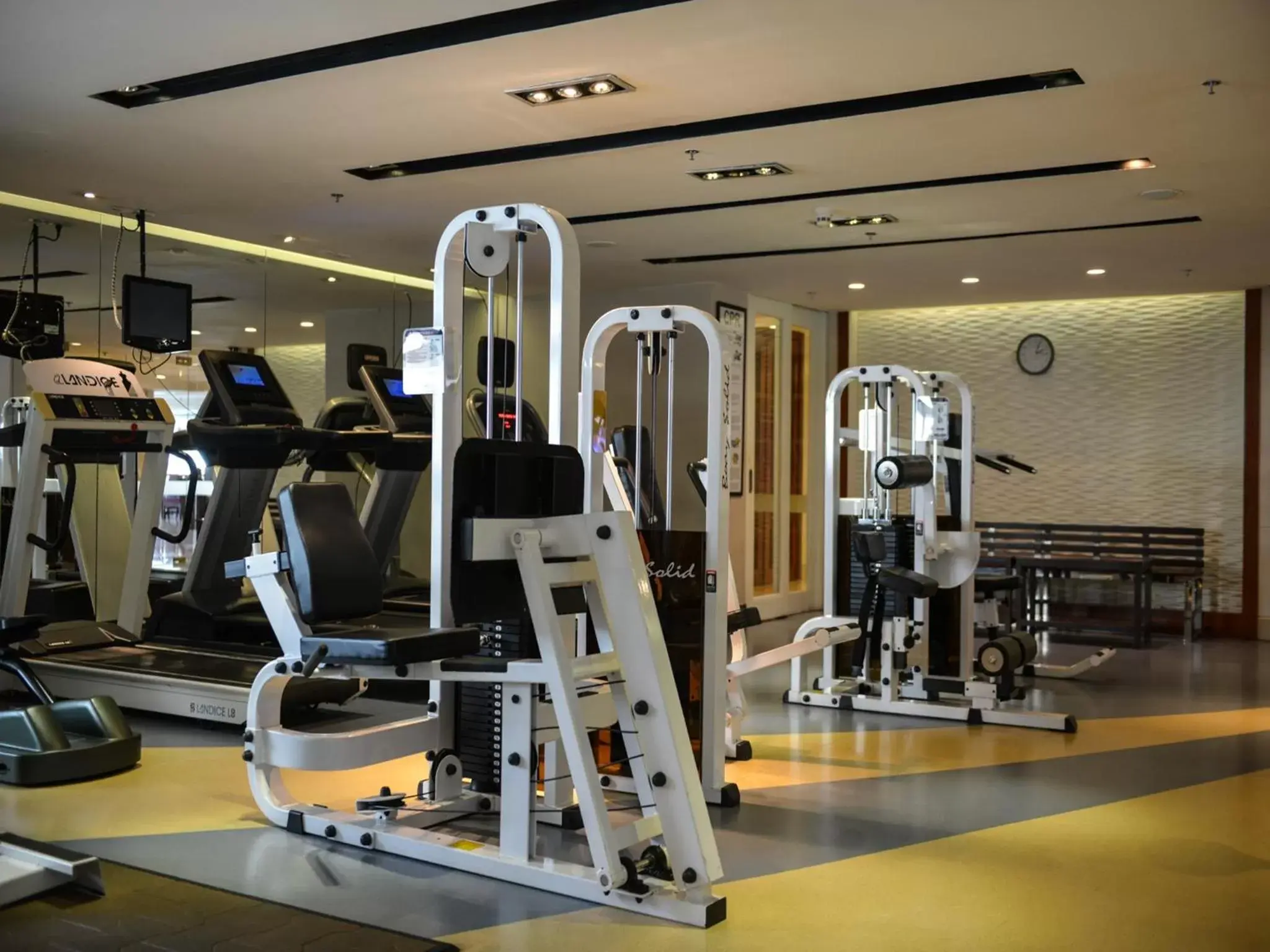 Fitness centre/facilities in Centre Point Silom