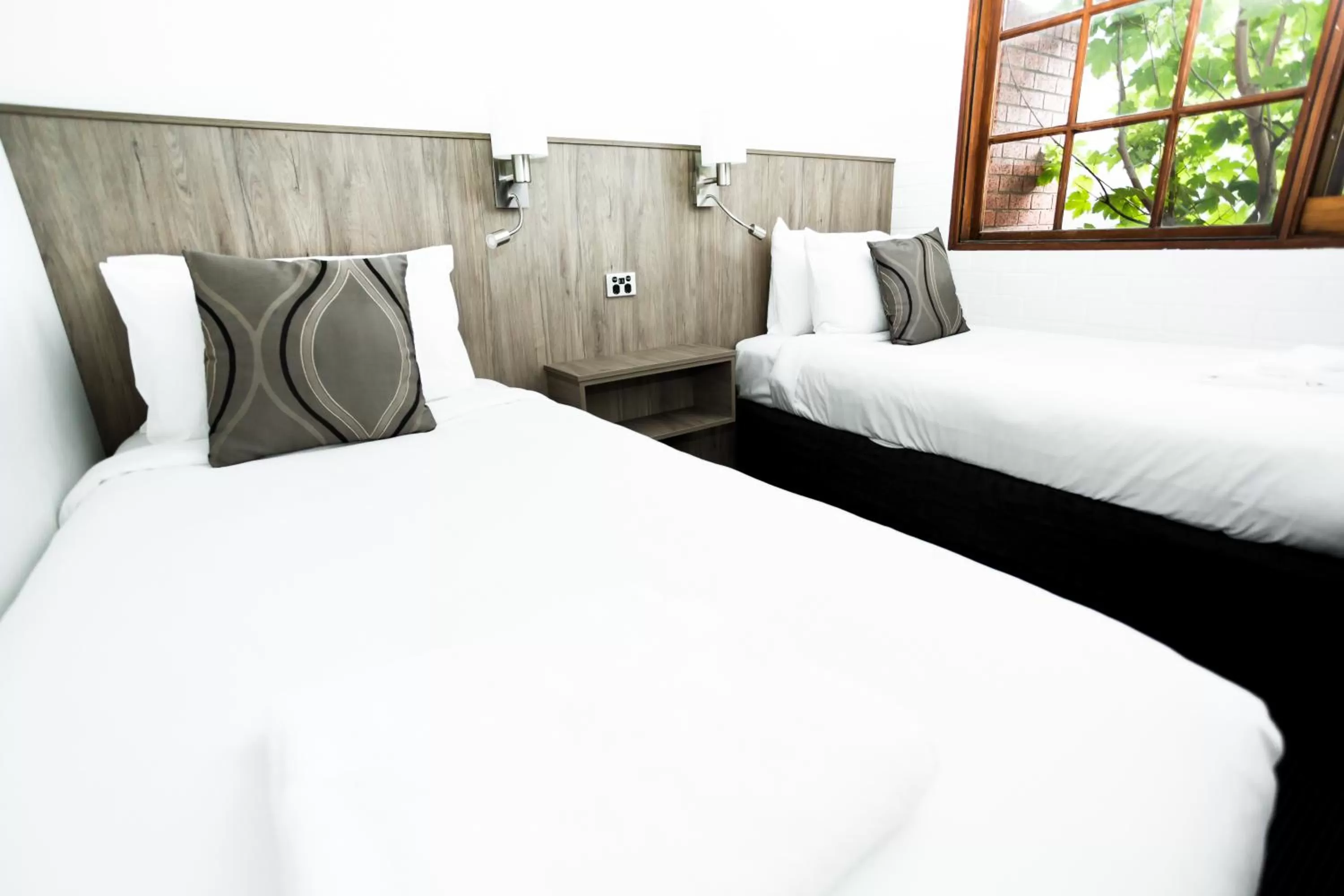 Bedroom, Bed in Bay Hotel Apartments