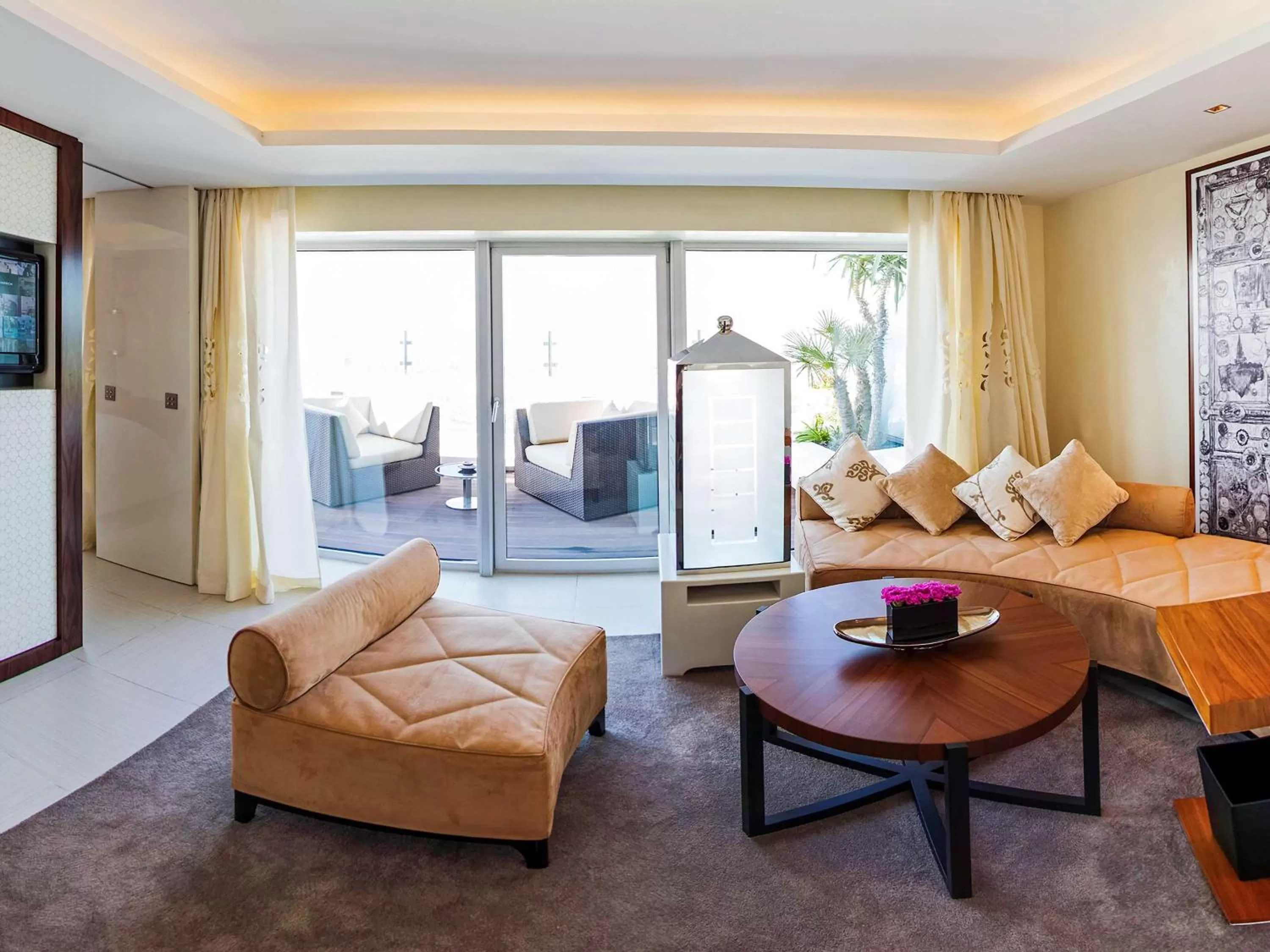 Photo of the whole room in Sofitel Casablanca Tour Blanche