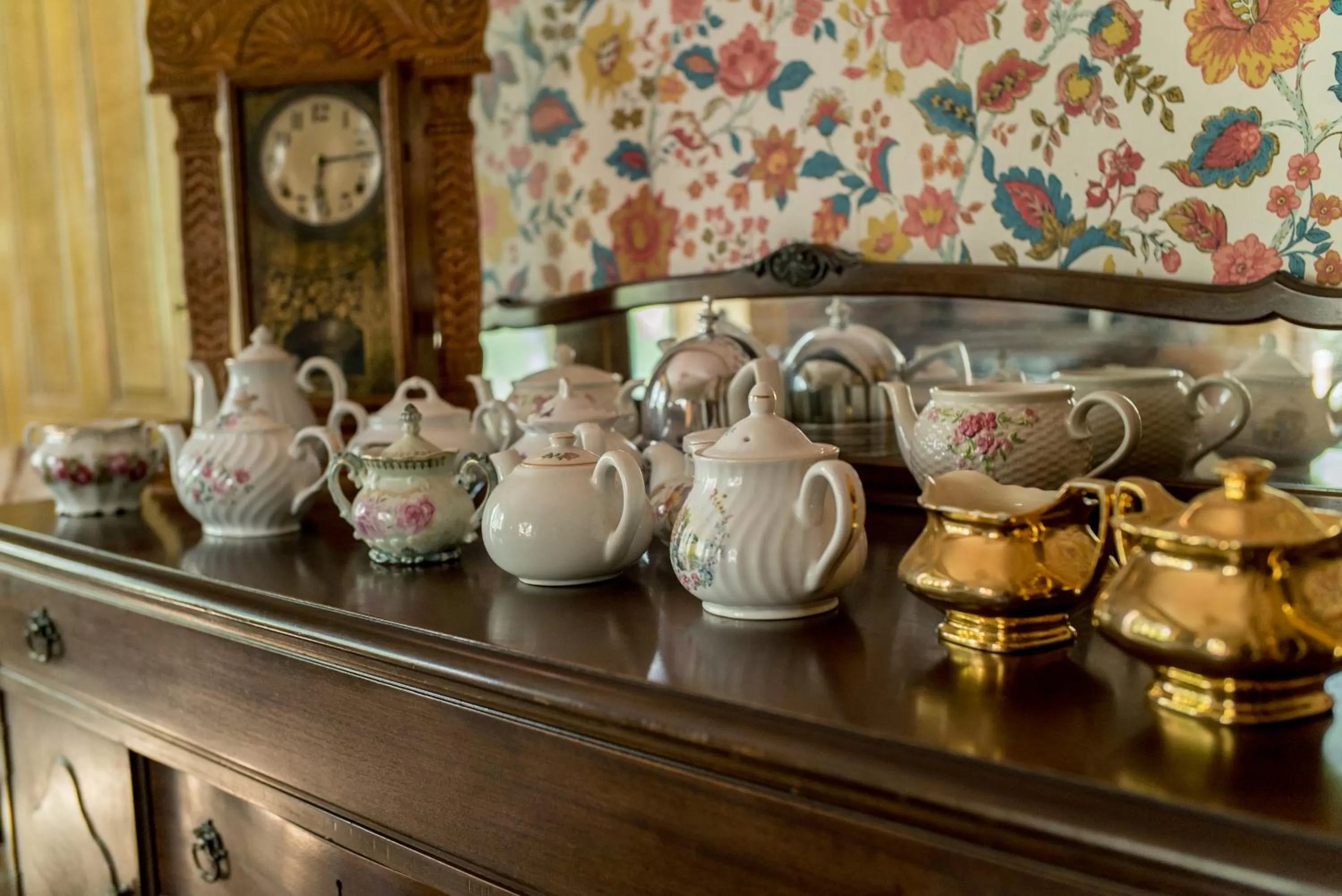 Banquet/Function facilities in The Mulberry Inn -An Historic Bed and Breakfast