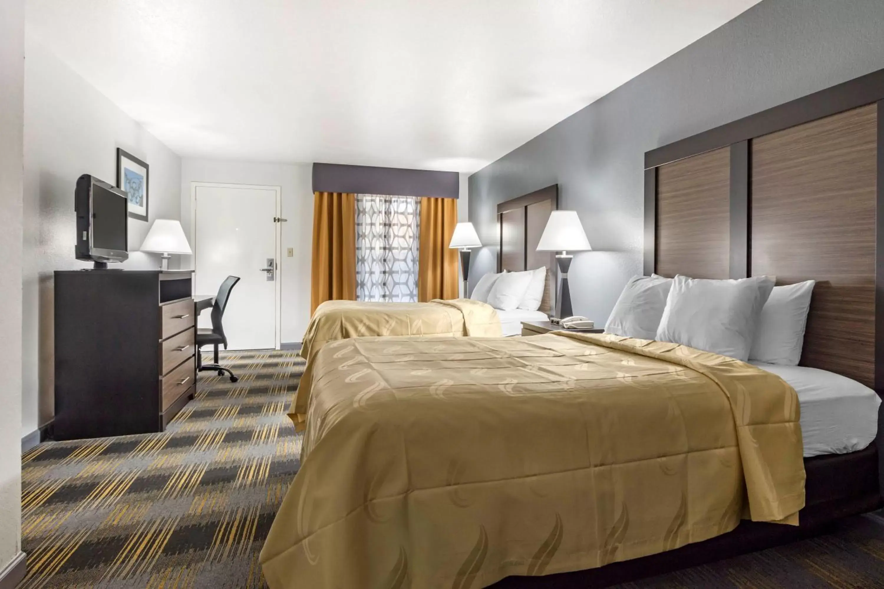 Queen Room with Two Queen Beds - Smoking in Quality Inn near Six Flags Douglasville