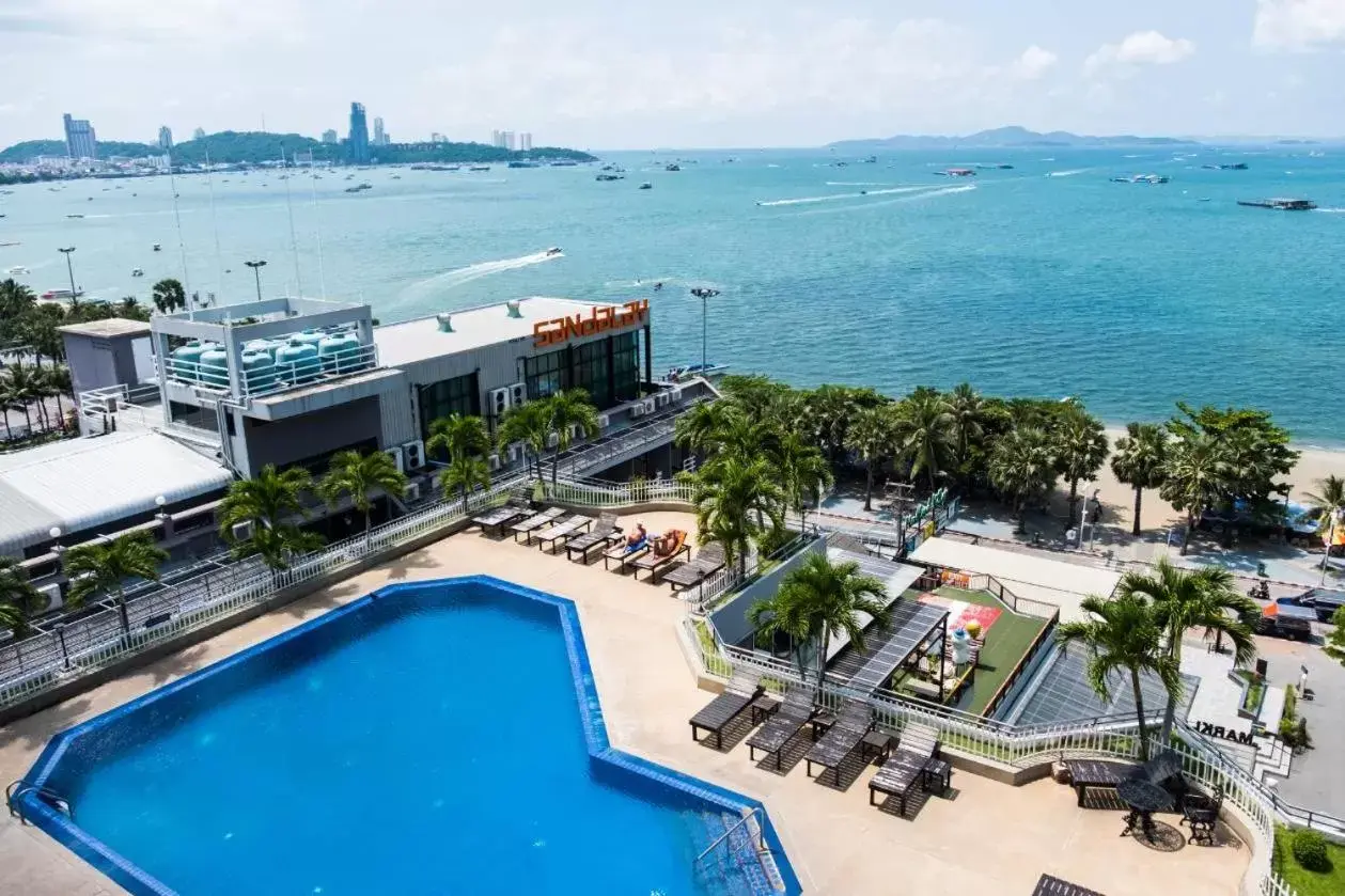 Pool View in Markland Seaside Pattaya