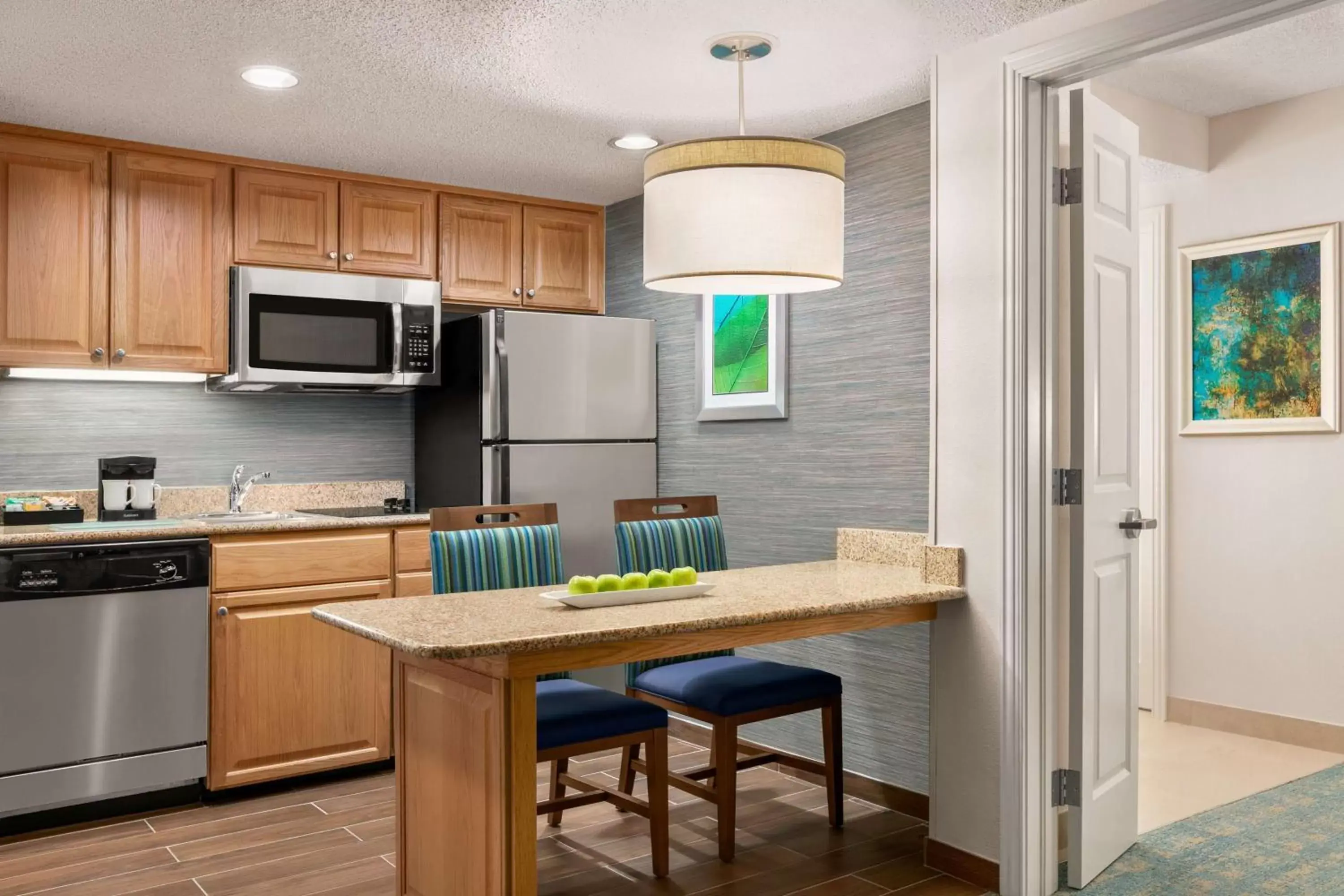 Kitchen or kitchenette, Kitchen/Kitchenette in Homewood Suites by Hilton Fort Myers