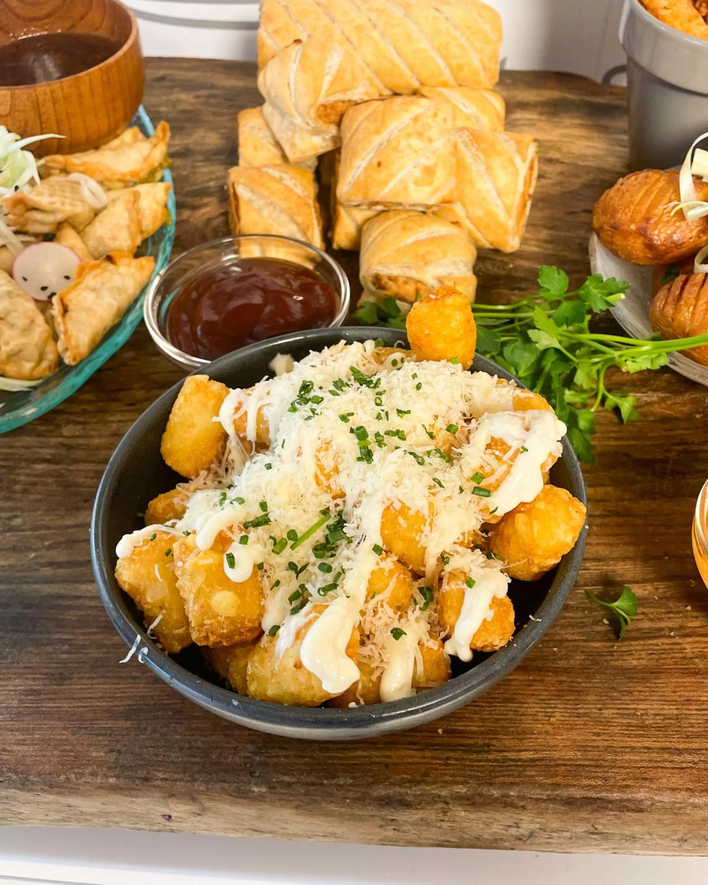 Food and drinks in The Stones Hotel