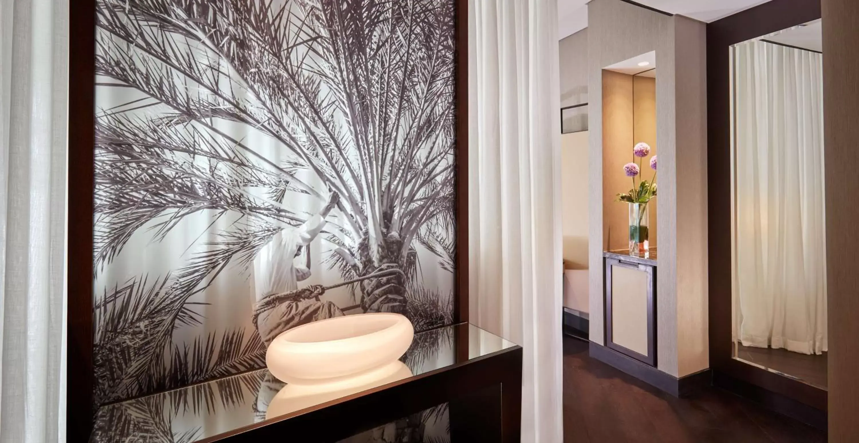 Bedroom, Bathroom in Grand Hyatt Abu Dhabi Hotel & Residences Emirates Pearl