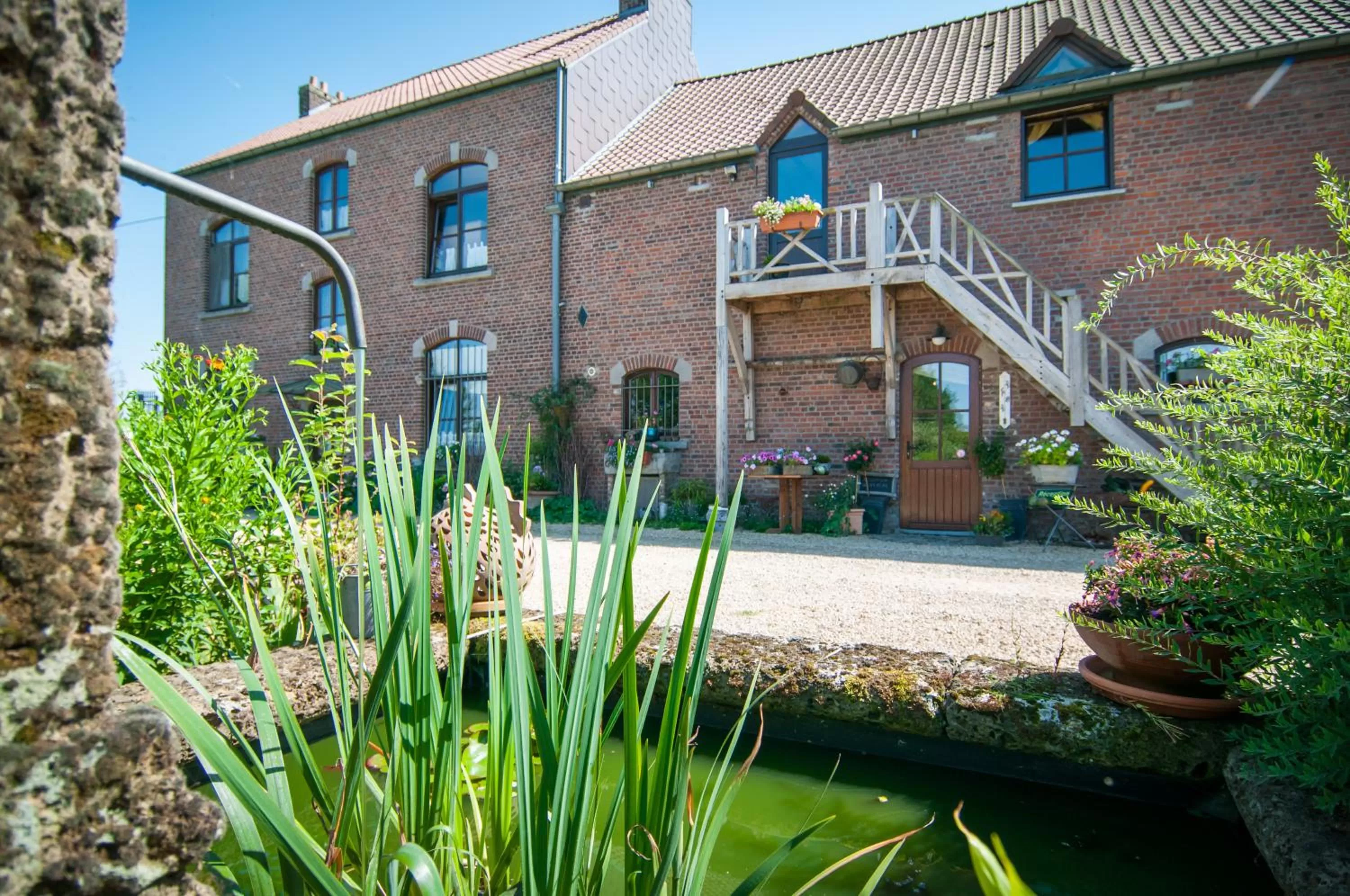Patio in La Ferme Des Eglantines