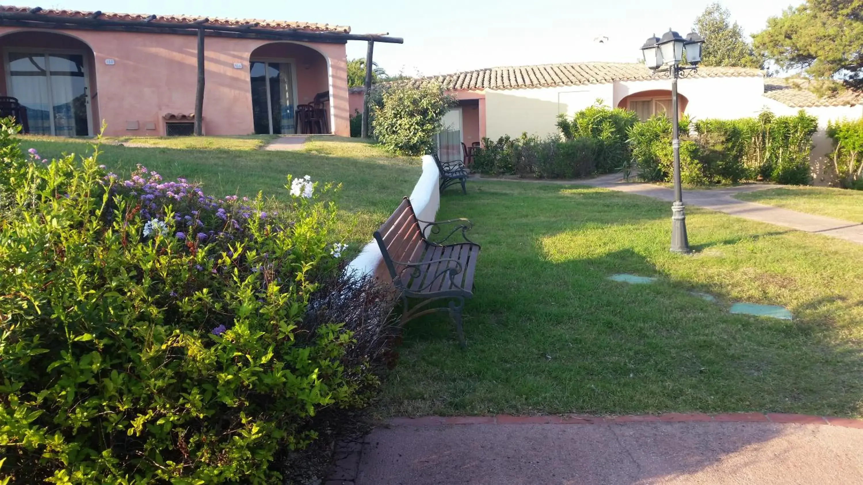 Garden in Colonna Hotel Country & Sporting