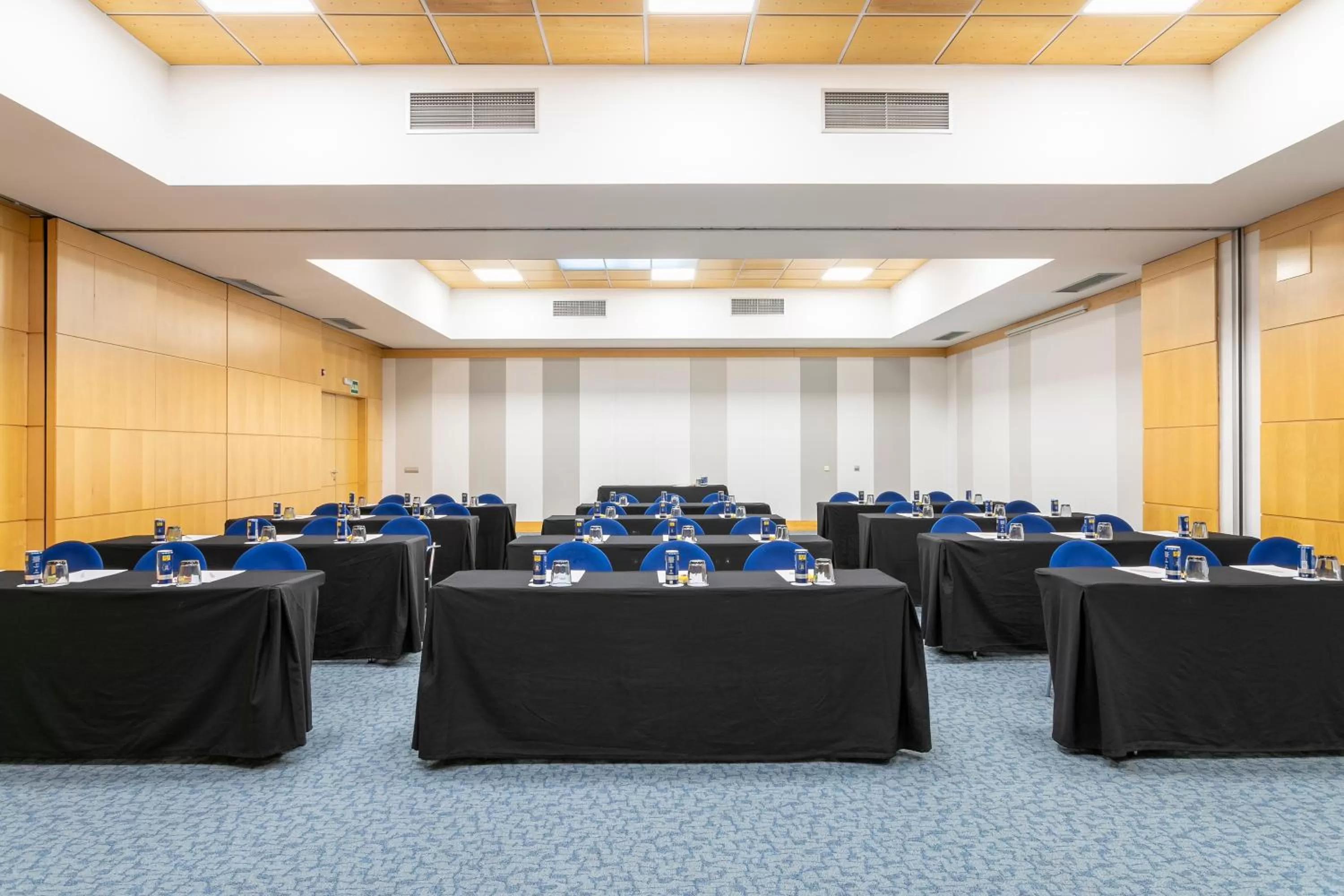 Meeting/conference room in Sol Port Cambrils Hotel