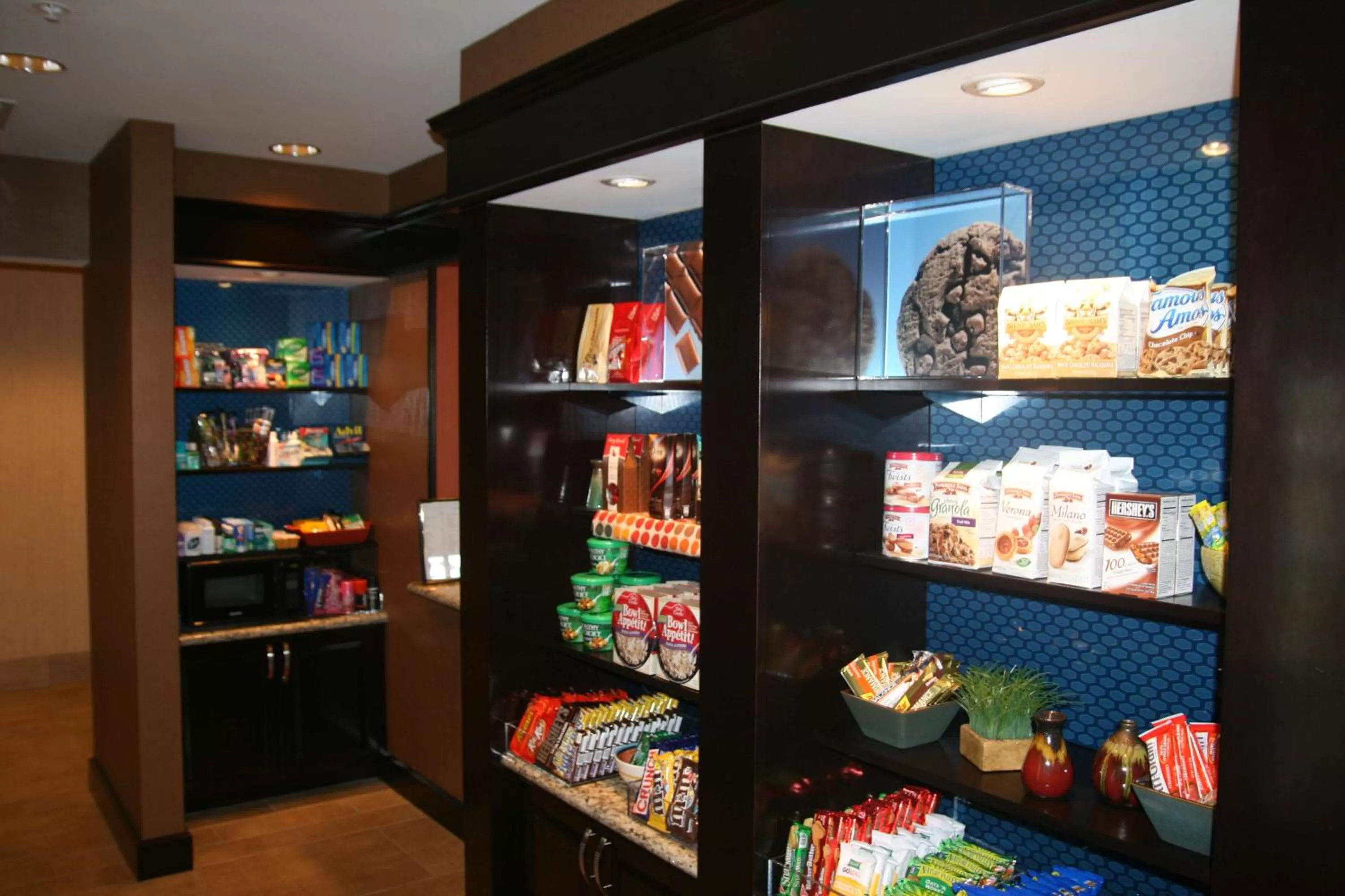 Restaurant/places to eat in Hampton Inn & Suites Phoenix Chandler Fashion Center