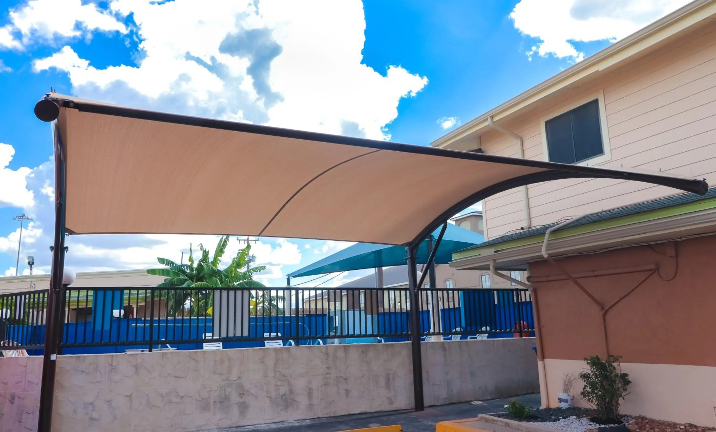 Parking in Rodeway Inn San Antonio Lackland AFB - SeaWorld