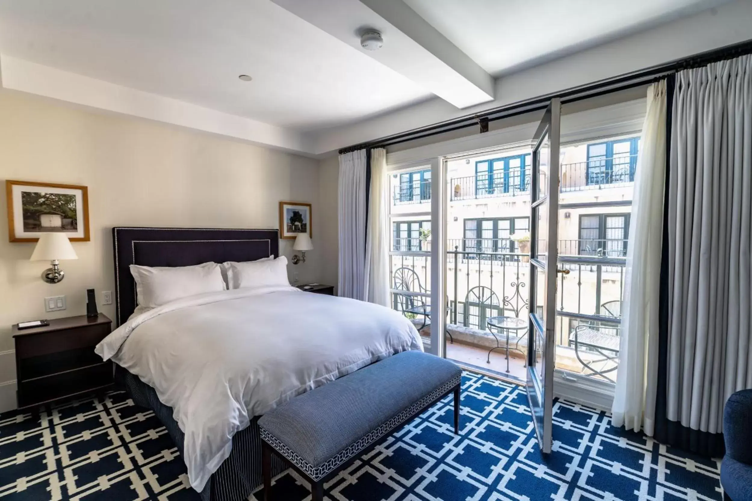 Deluxe Queen Room in el PRADO Deluxe Queen Room in el PRADO