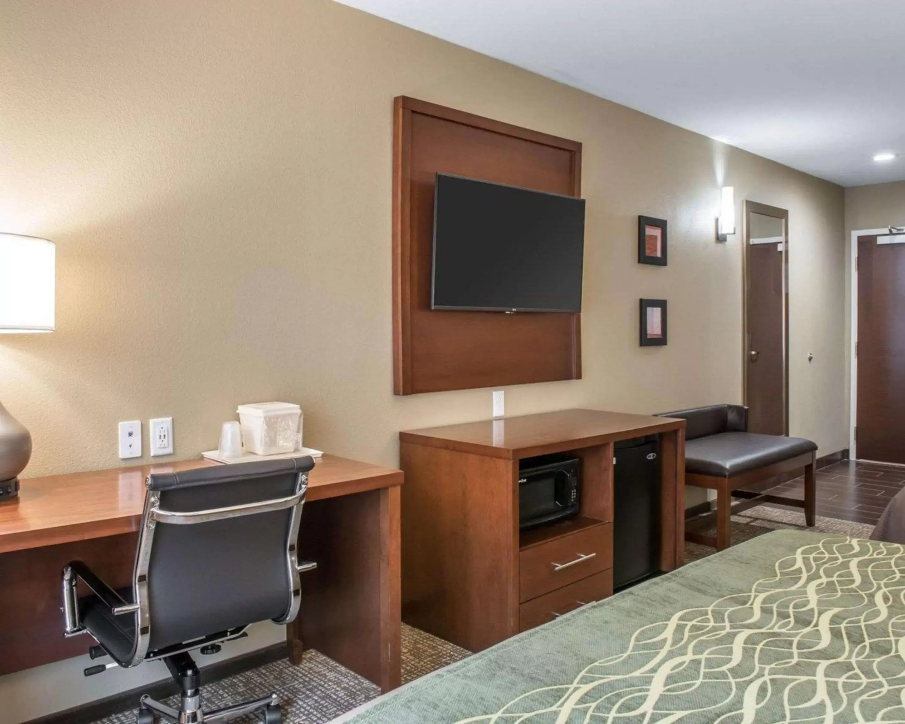 Queen Room with Two Queen Beds - Accessible/Non-Smoking  in Comfort Inn & Suites Pittsburgh