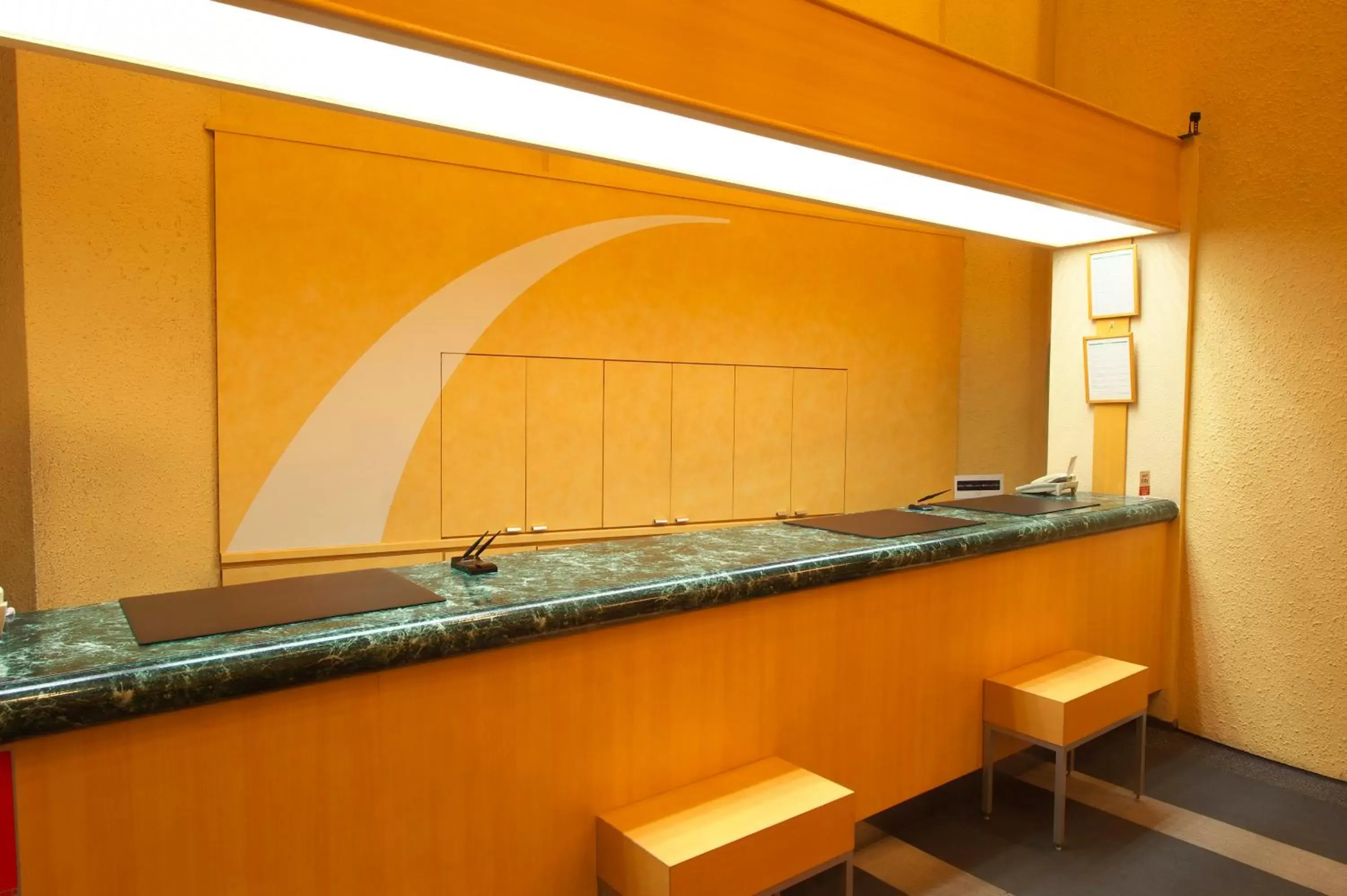 Lobby or reception, Kitchen/Kitchenette in Chisun Inn Nagoya