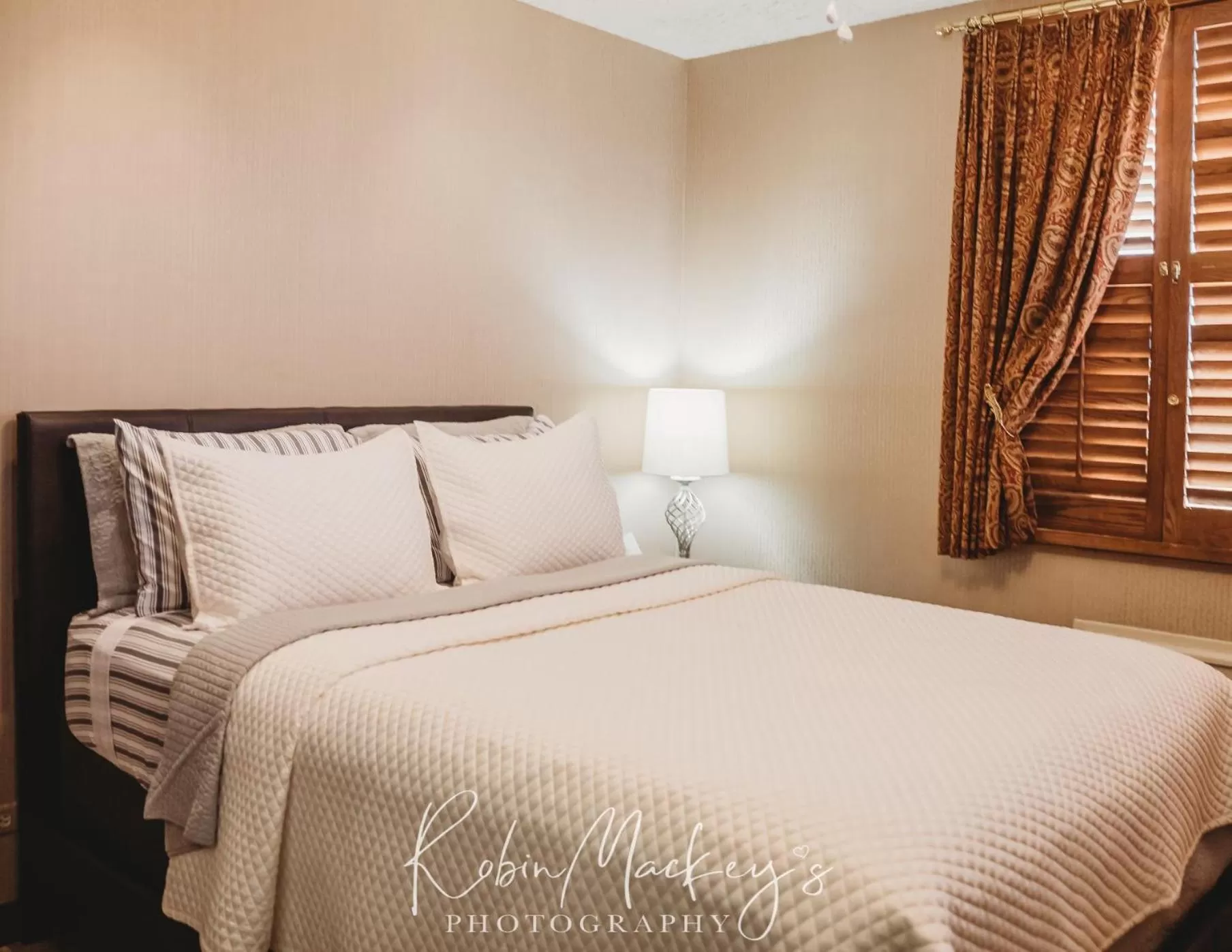 Bed in Hotel Phillips